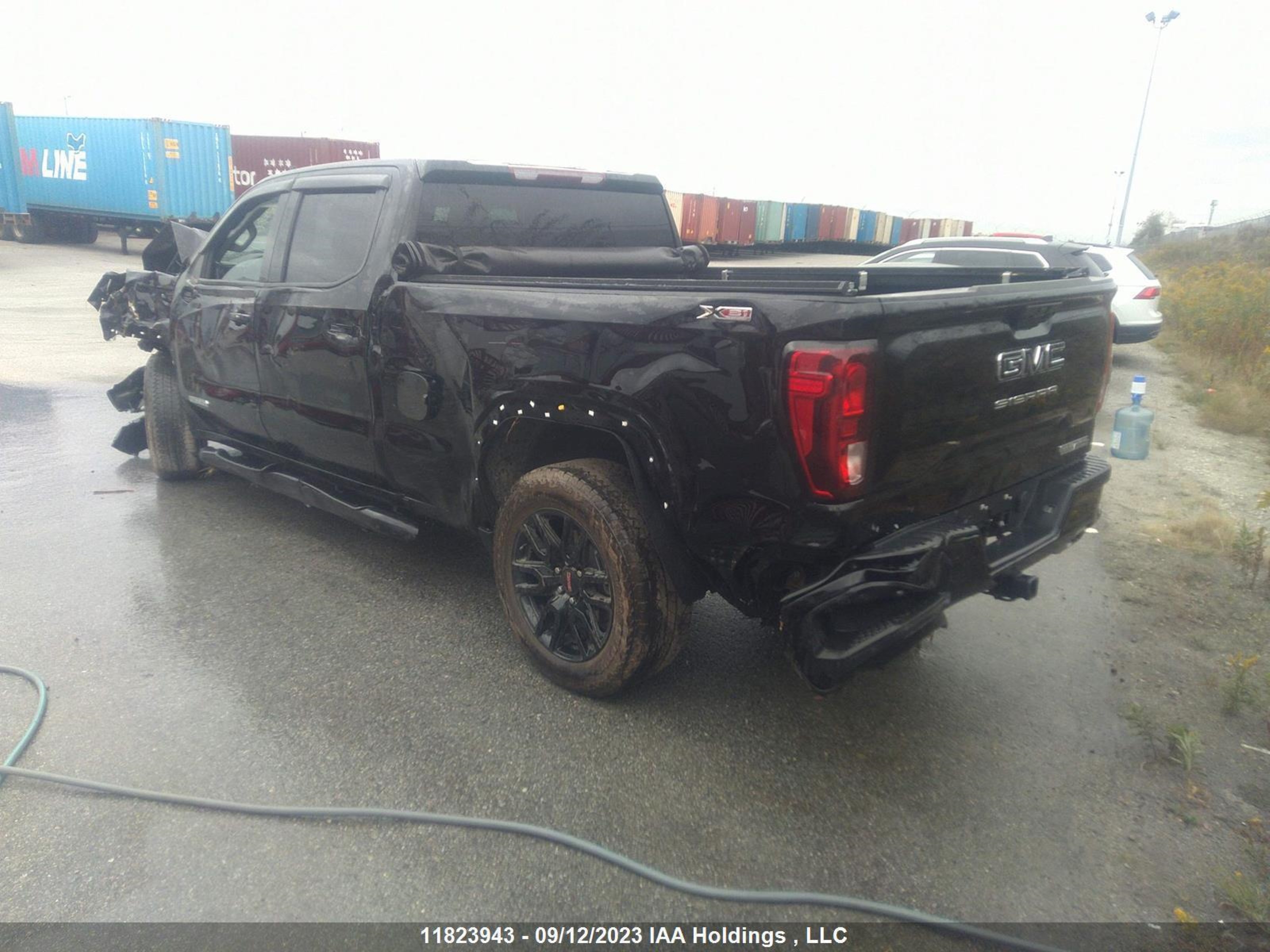 Photo 2 VIN: 3GTUUCED1PG136257 - GMC SIERRA 