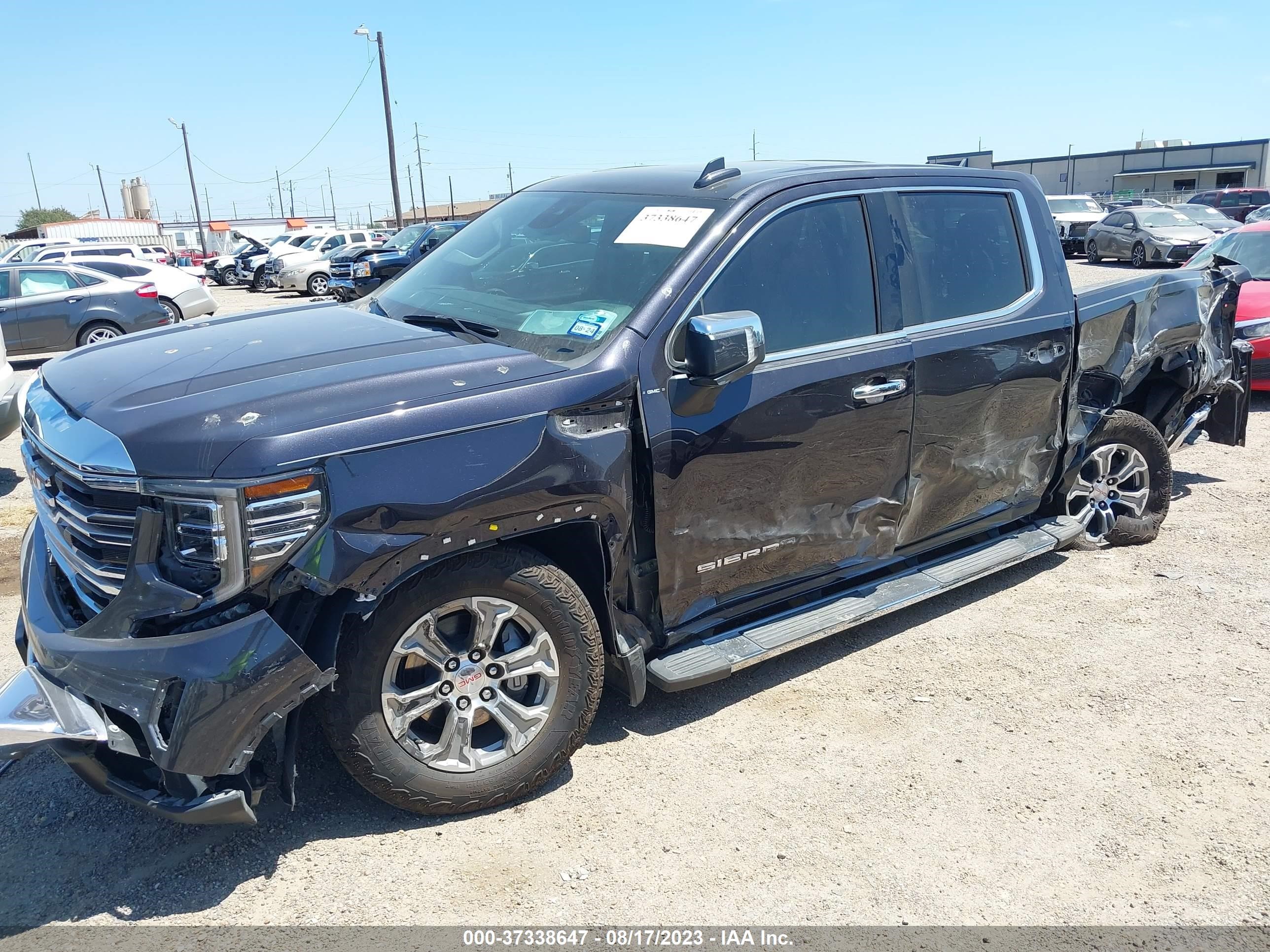 Photo 5 VIN: 3GTUUDED4NG659551 - GMC SIERRA 