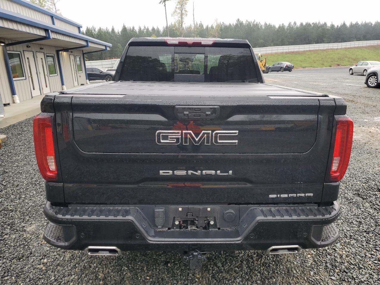 Photo 5 VIN: 3GTUUGED8NG663491 - GMC SIERRA 