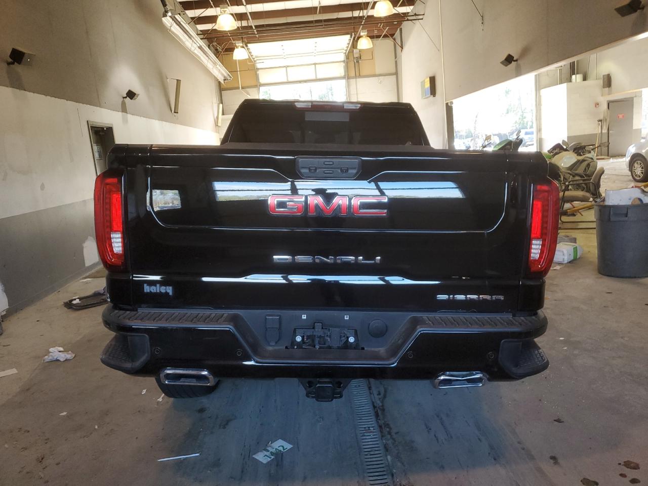 Photo 5 VIN: 3GTUUGELXNG655772 - GMC SIERRA 