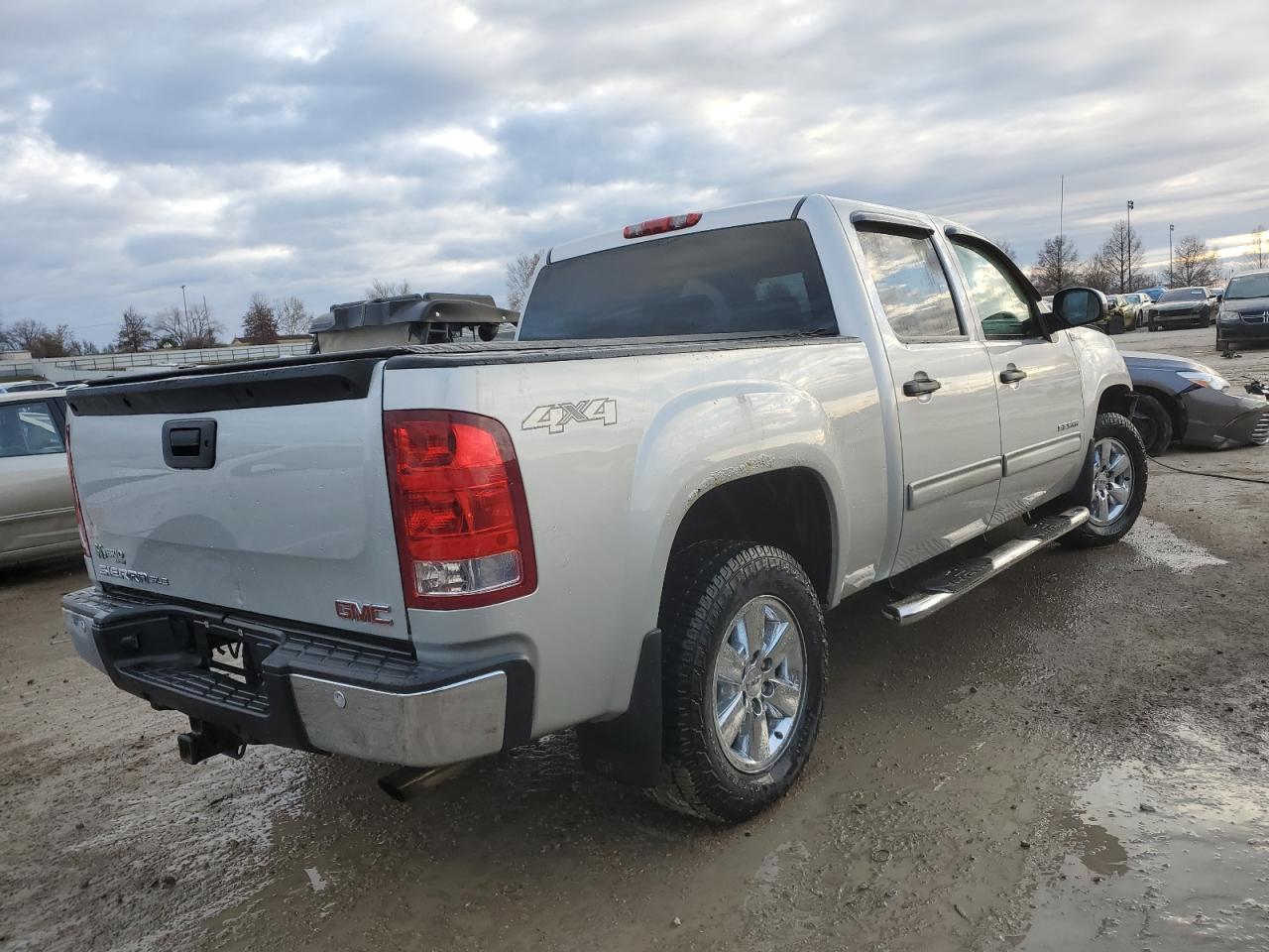 Photo 2 VIN: 3GTXKYEJ4AG176734 - GMC SIERRA 