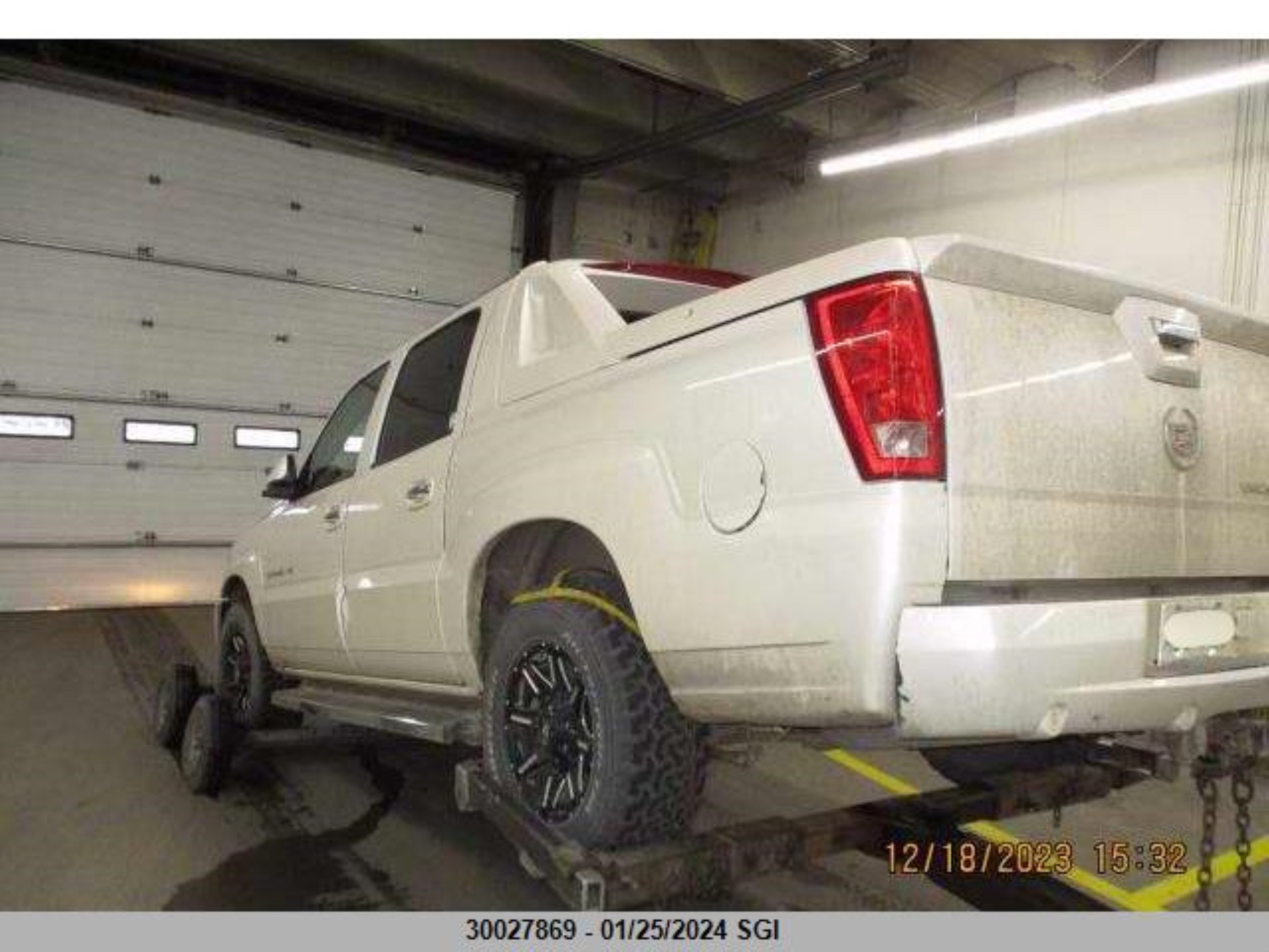 Photo 2 VIN: 3GYEK62N15G264109 - CADILLAC ESCALADE 