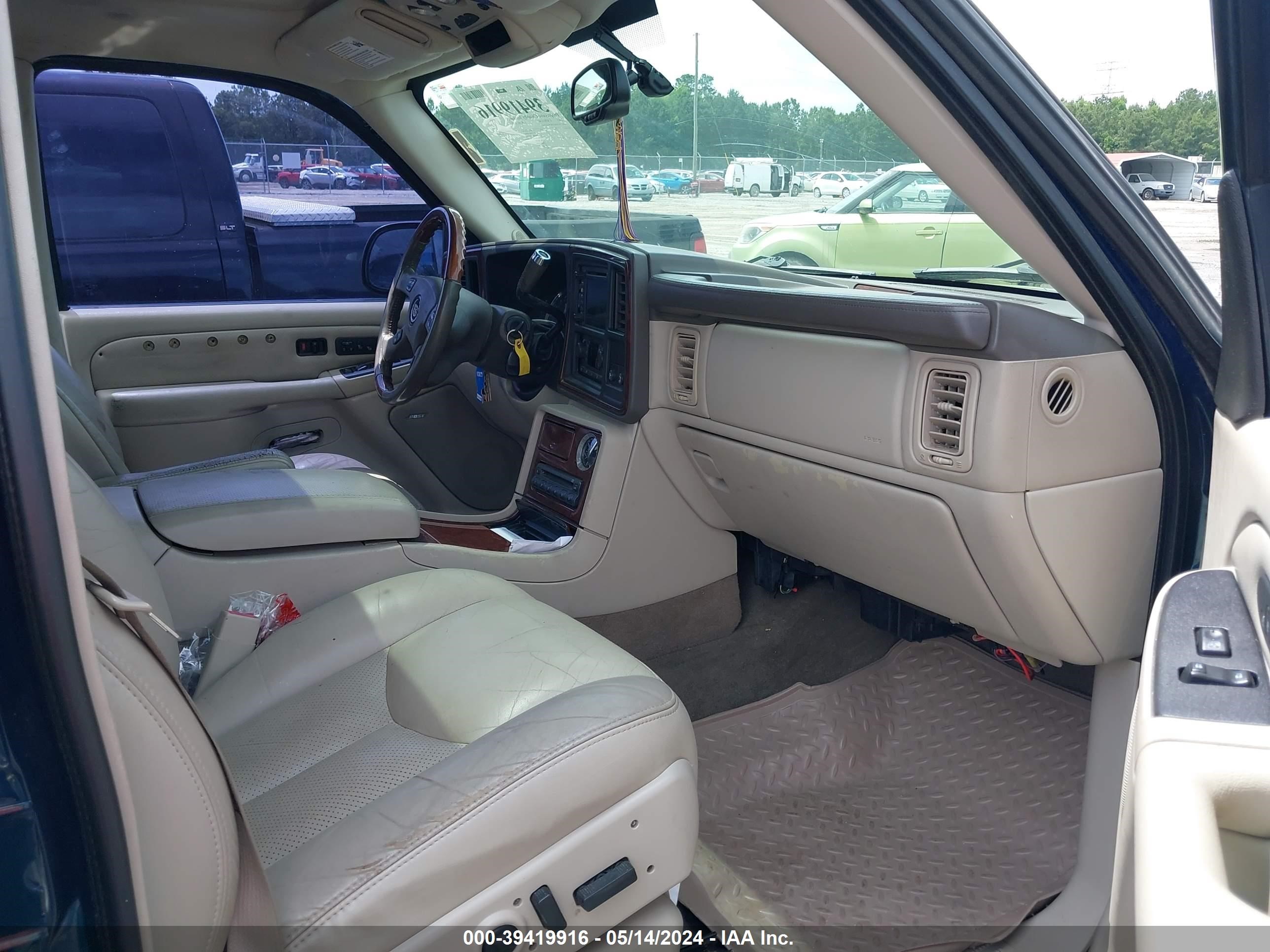 Photo 4 VIN: 3GYEK62N25G222595 - CADILLAC ESCALADE 