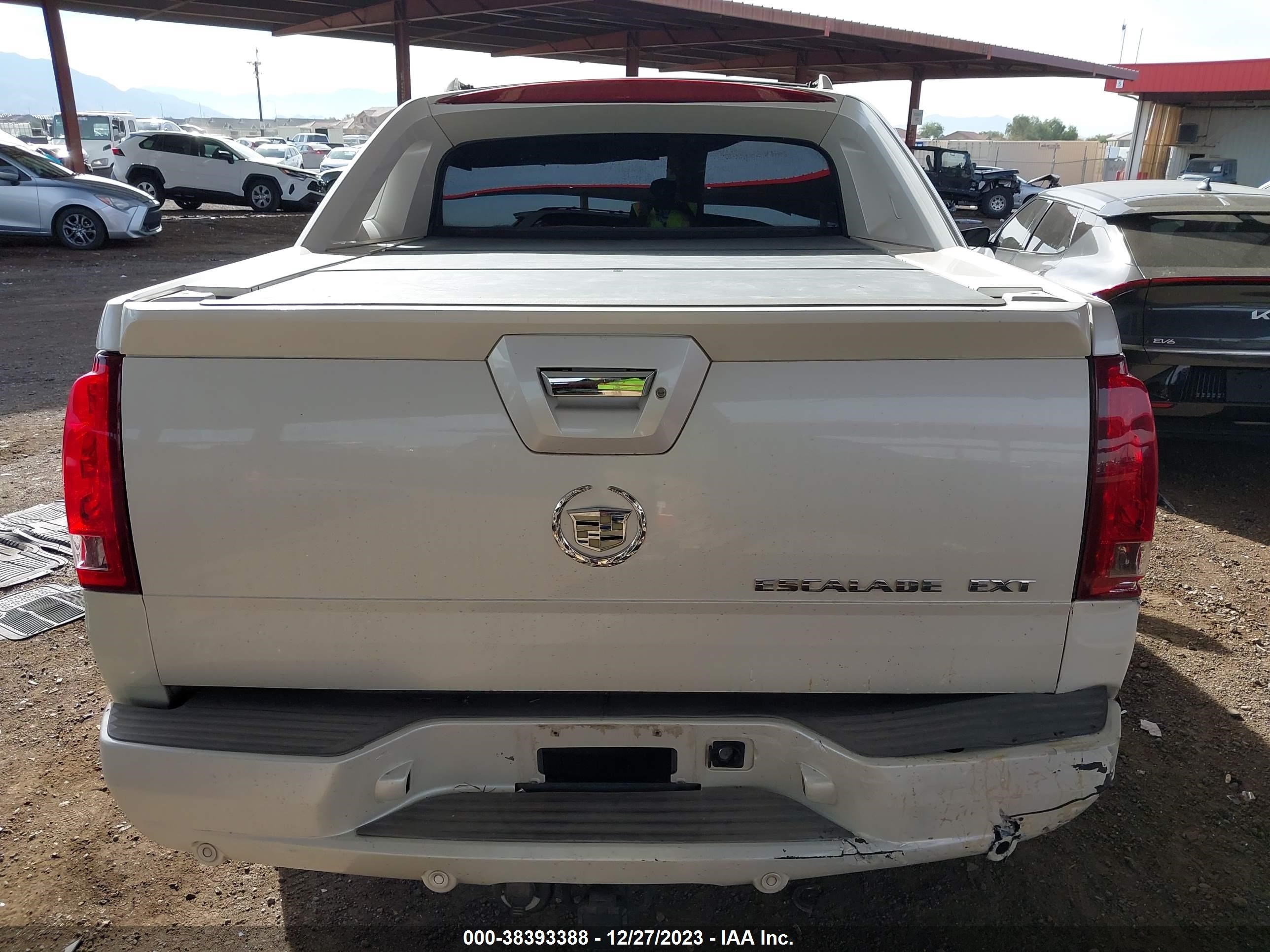 Photo 15 VIN: 3GYEK62NX4G177520 - CADILLAC ESCALADE 