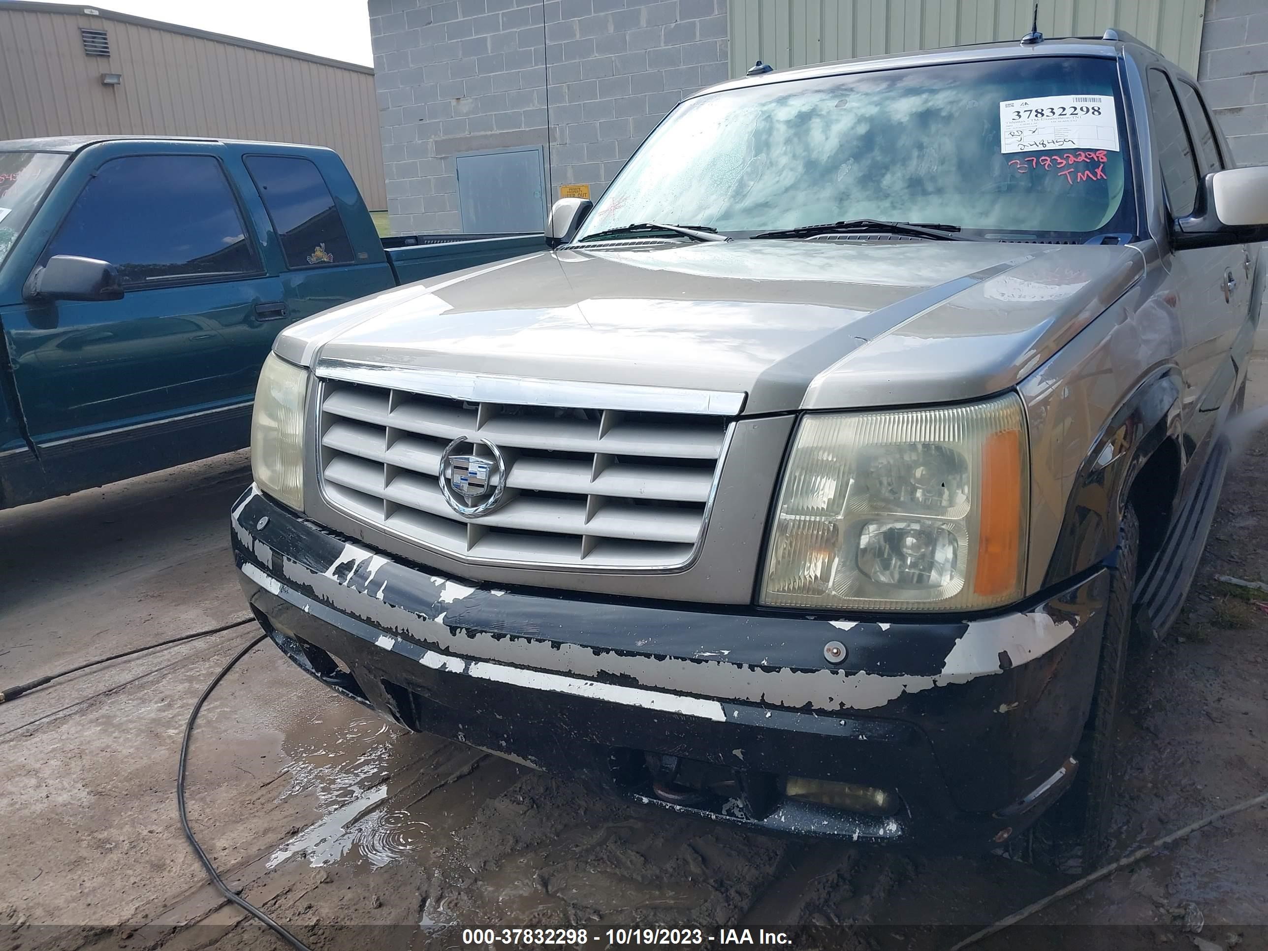 Photo 5 VIN: 3GYEK63N43G320698 - CADILLAC ESCALADE 