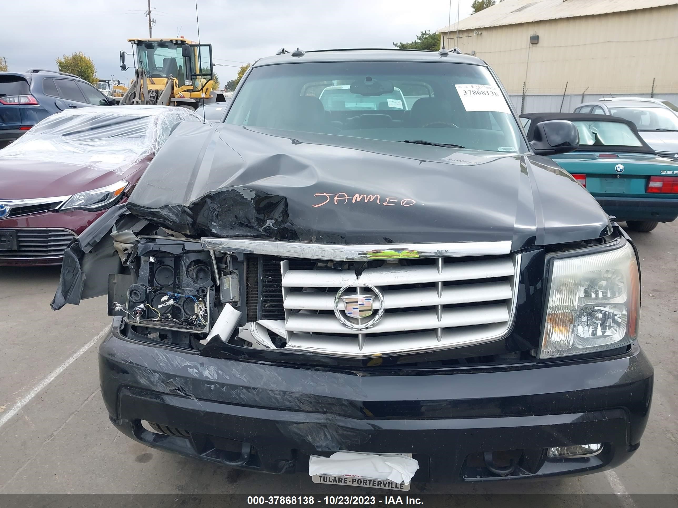 Photo 11 VIN: 3GYEK63N53G177745 - CADILLAC ESCALADE 