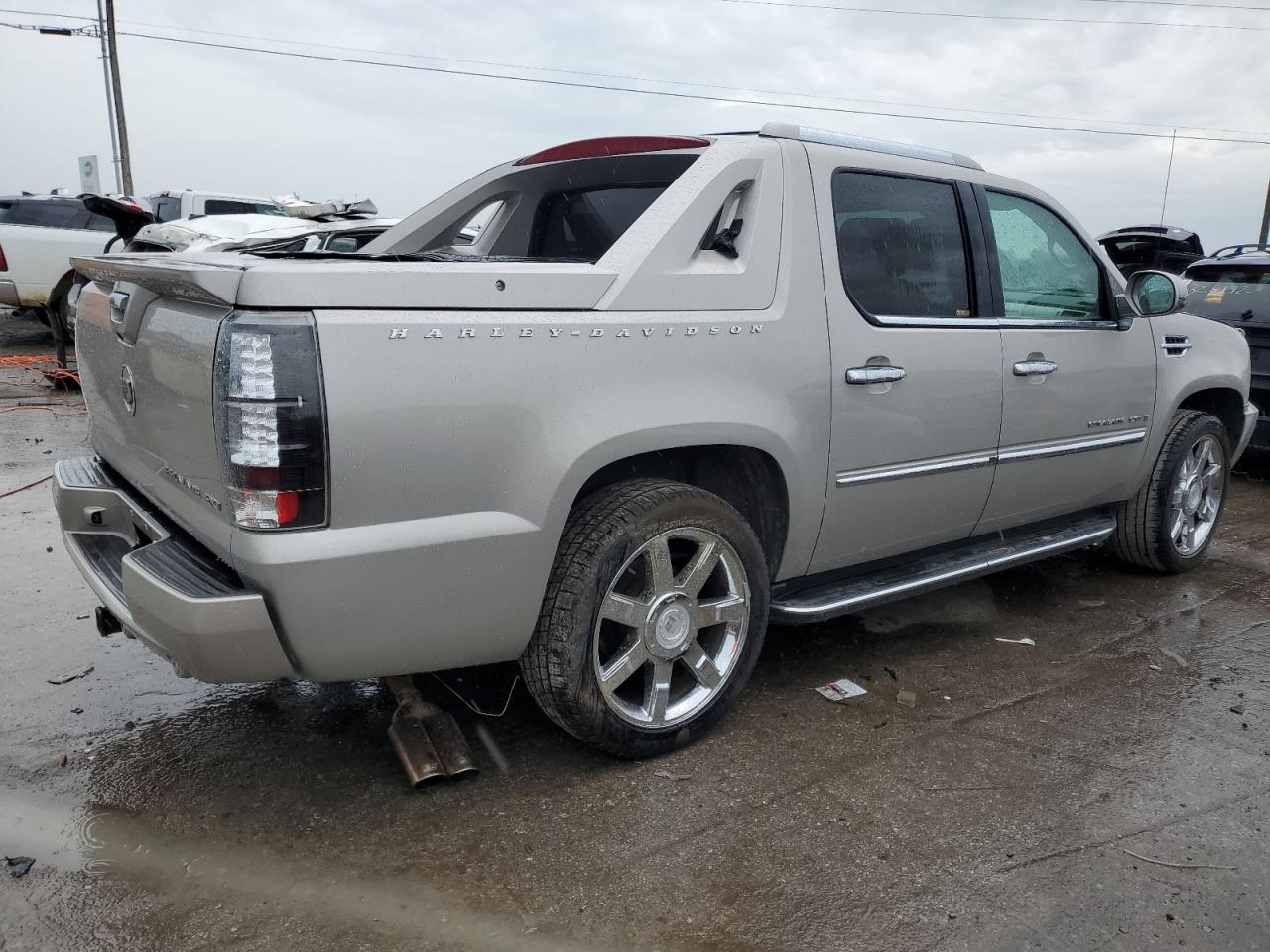 Photo 2 VIN: 3GYFK62817G156980 - CADILLAC ESCALADE 