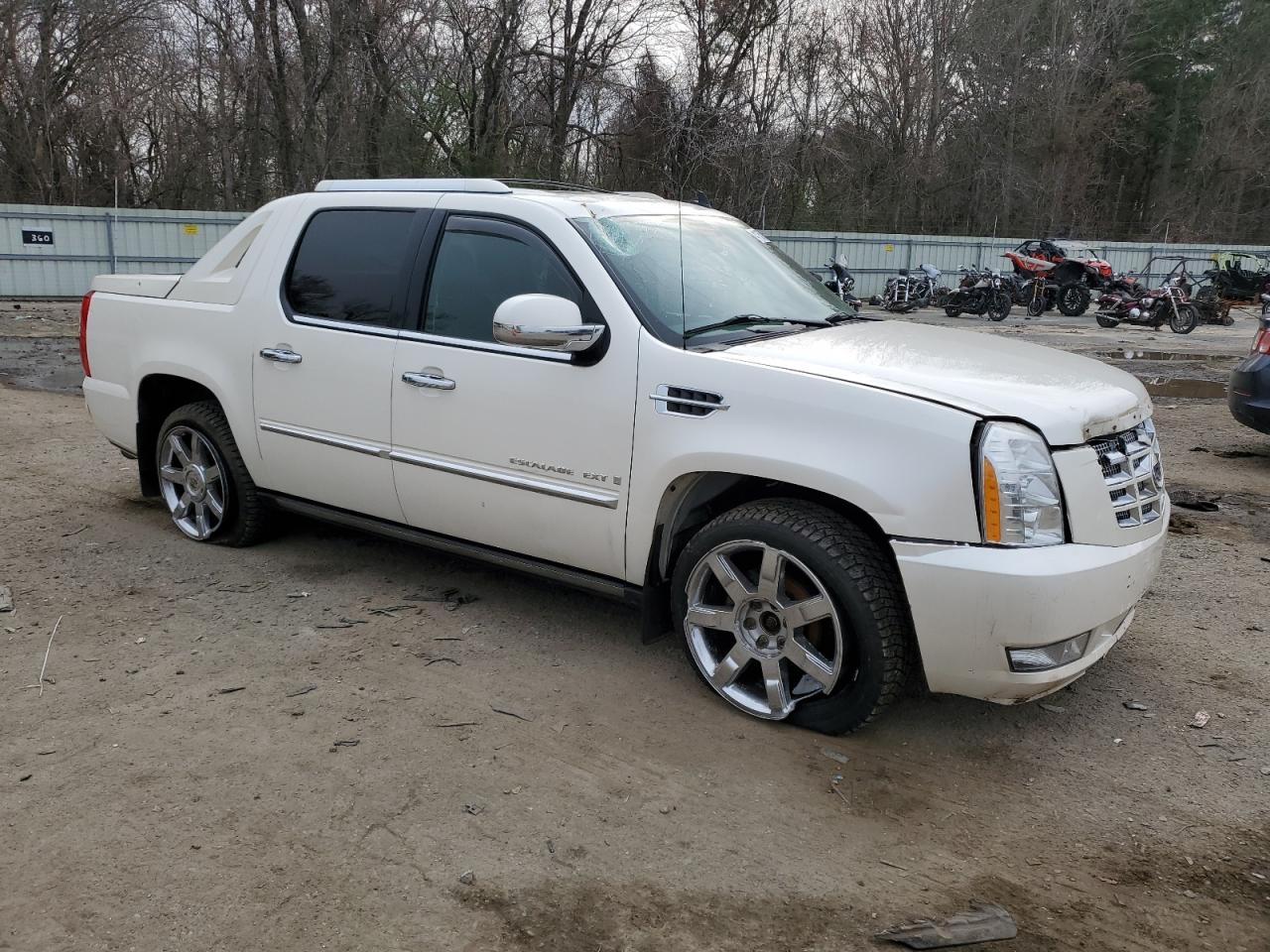 Photo 3 VIN: 3GYFK62868G293088 - CADILLAC ESCALADE 