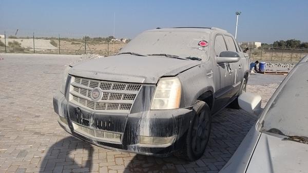 Photo 3 VIN: 3GYFK62878G278373 - CADILLAC ESCALADE PICKUP 