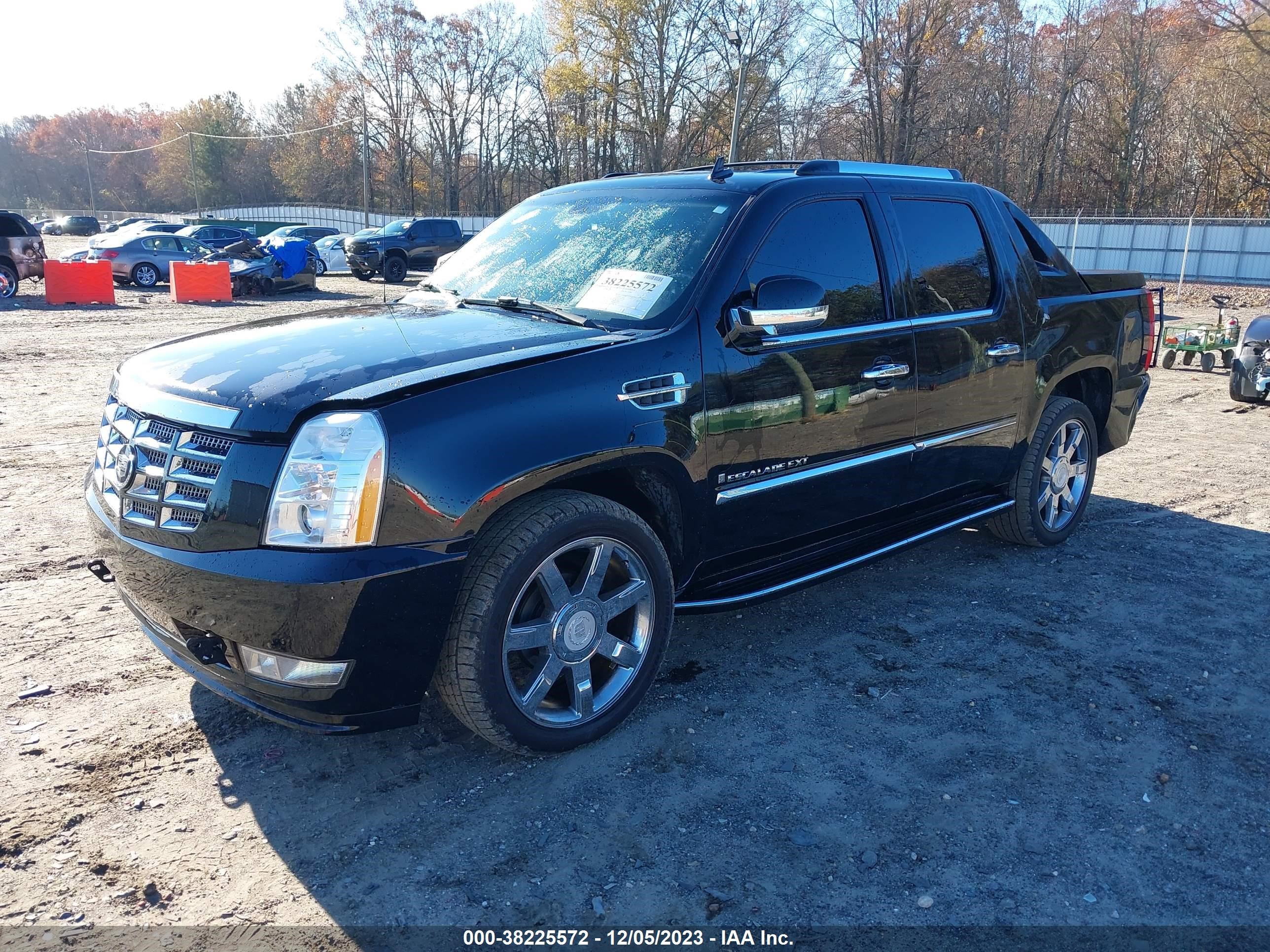 Photo 1 VIN: 3GYFK628X7G147369 - CADILLAC ESCALADE E 