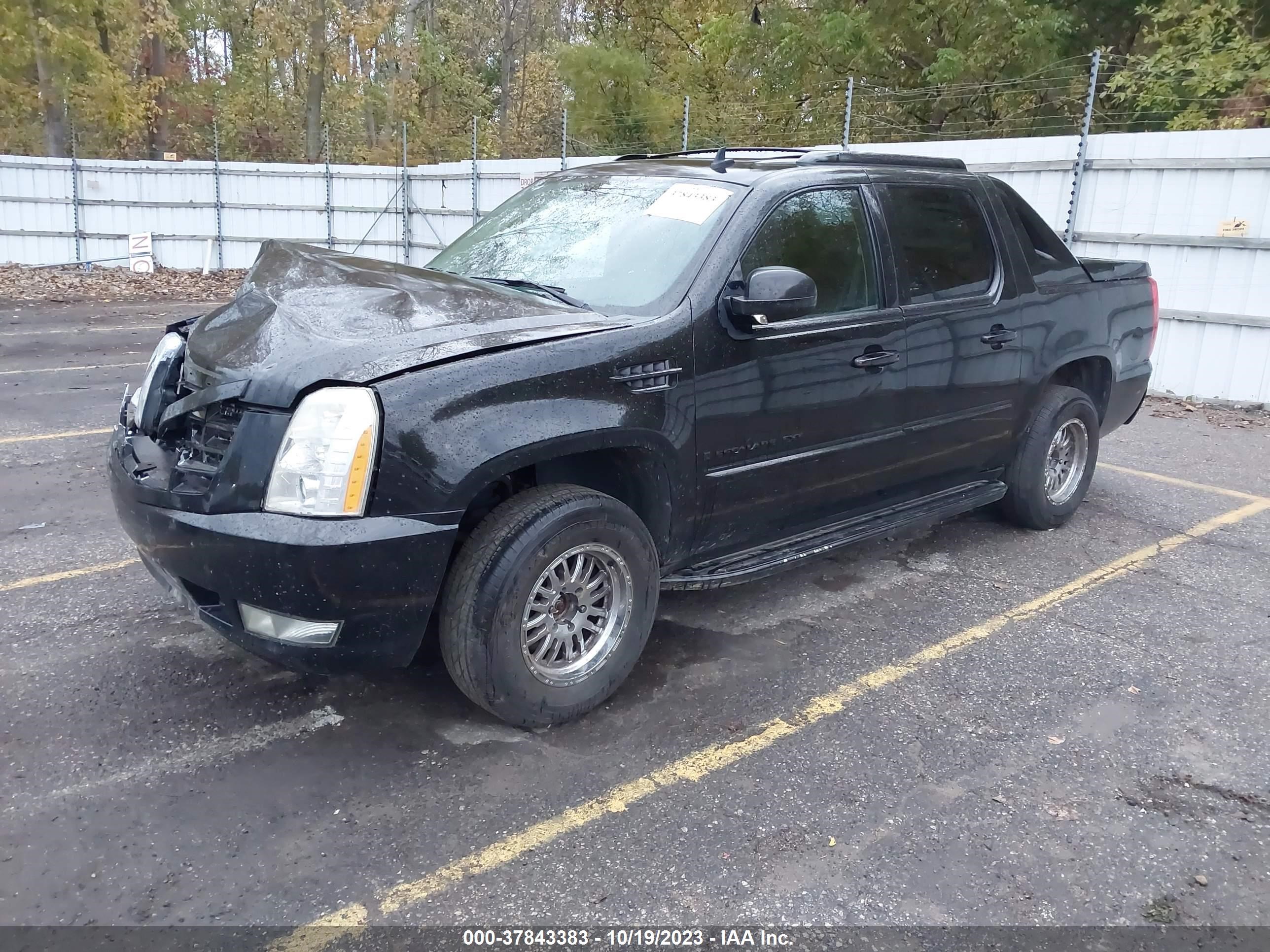 Photo 1 VIN: 3GYFK628X7G273943 - CADILLAC ESCALADE 