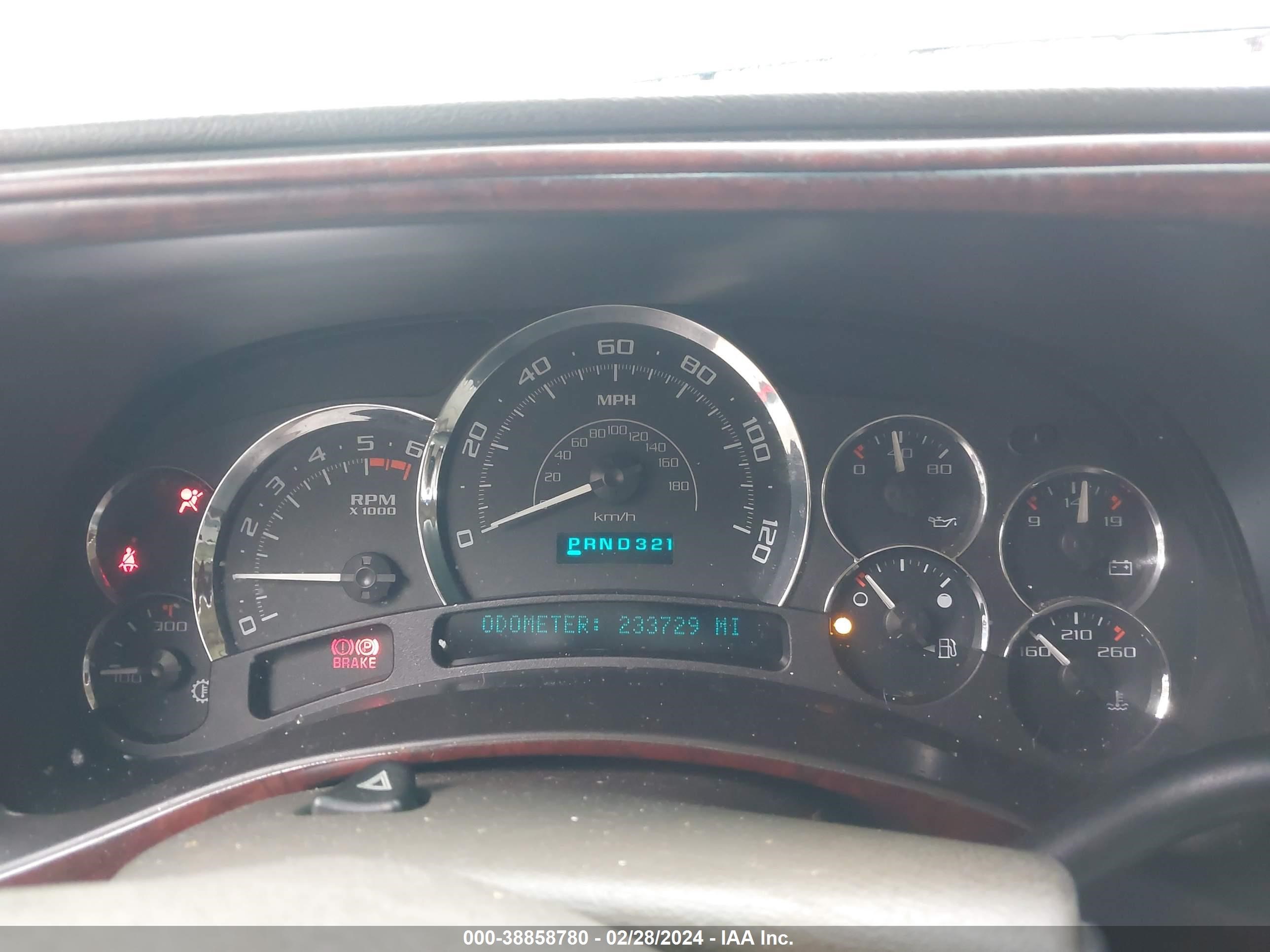 Photo 6 VIN: 3GYFK66N15G185151 - CADILLAC ESCALADE 