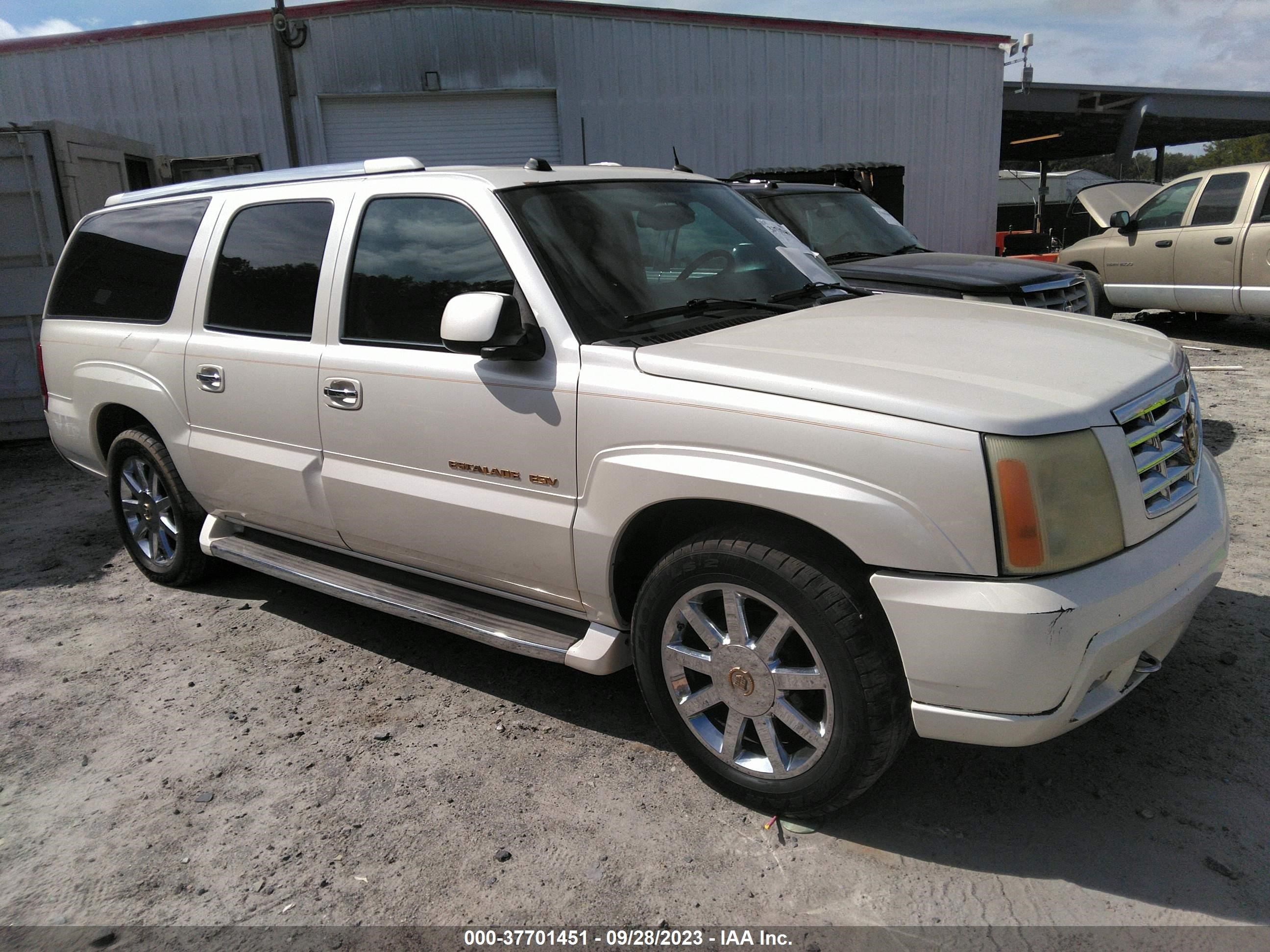 Photo 0 VIN: 3GYFK66N44G268782 - CADILLAC ESCALADE 