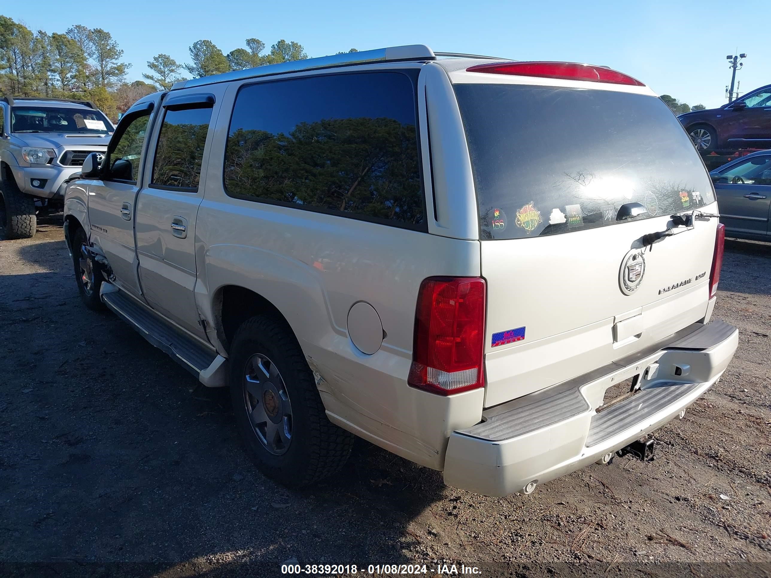 Photo 2 VIN: 3GYFK66N45G288337 - CADILLAC ESCALADE 