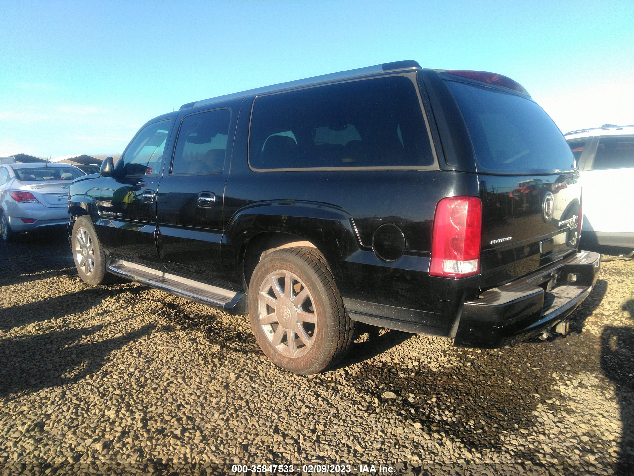 Photo 2 VIN: 3GYFK66N84G329146 - CADILLAC ESCALADE 