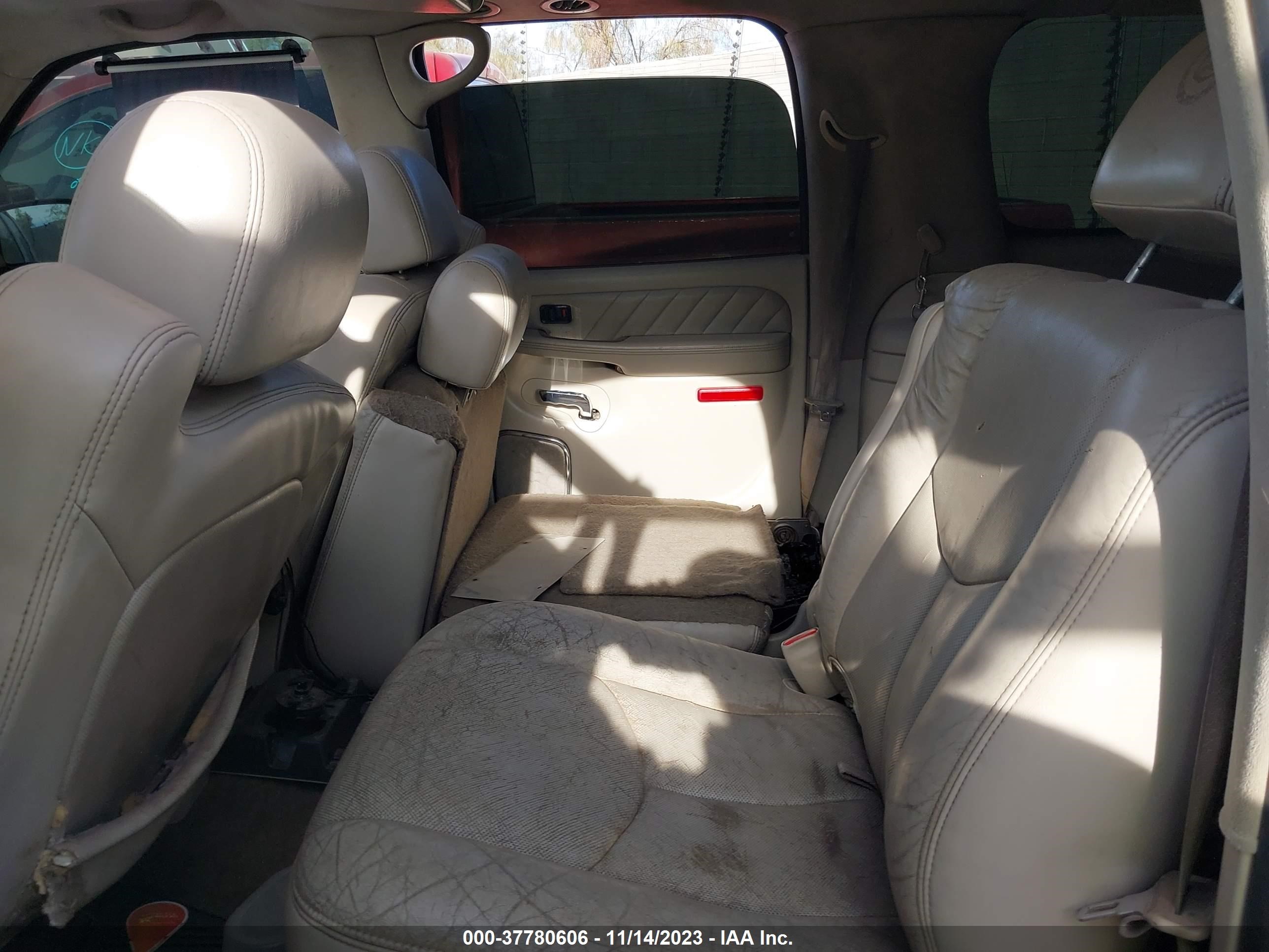 Photo 7 VIN: 3GYFK66N85G235754 - CADILLAC ESCALADE 