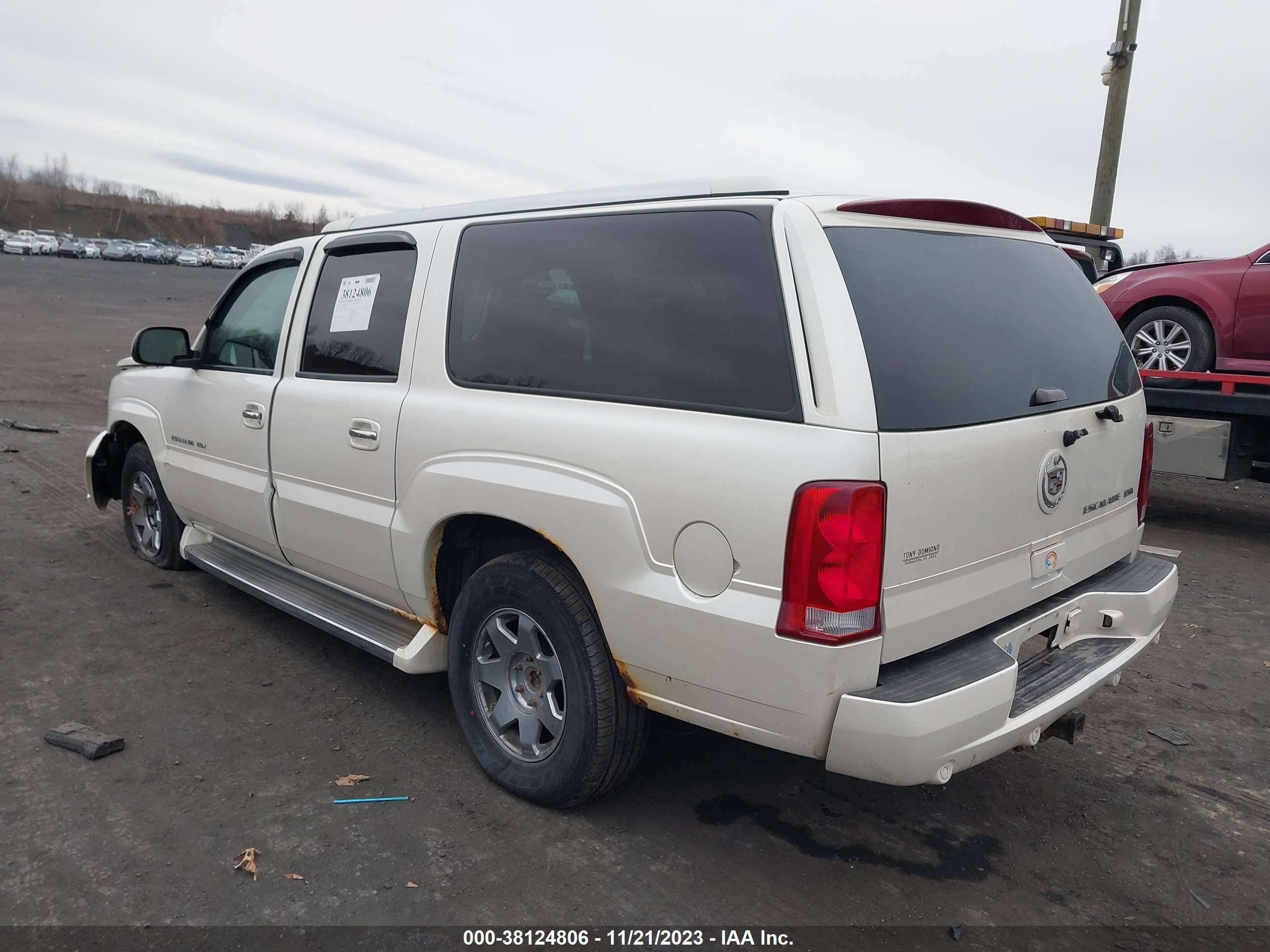 Photo 2 VIN: 3GYFK66N95G186127 - CADILLAC ESCALADE 