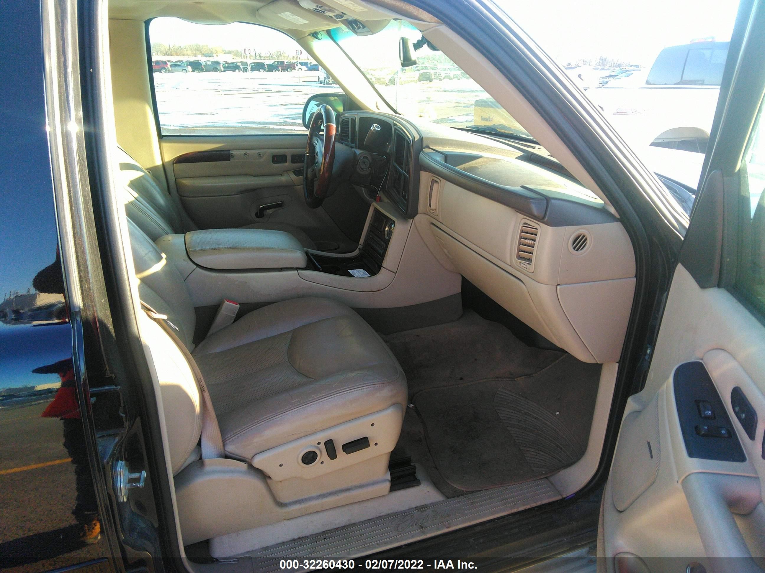 Photo 4 VIN: 3GYFK66N96G222030 - CADILLAC ESCALADE 