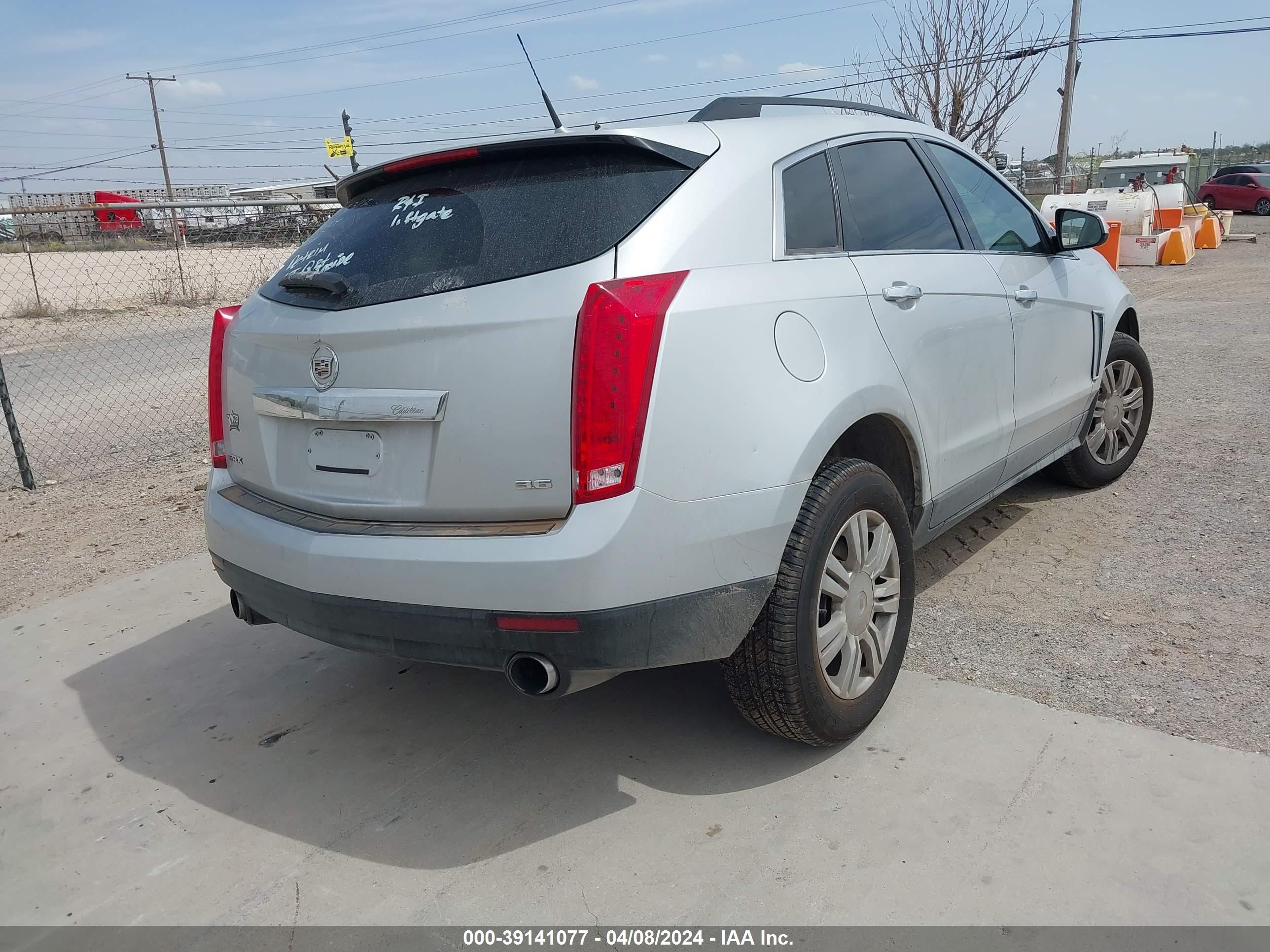 Photo 3 VIN: 3GYFNAE33DS623352 - CADILLAC SRX 