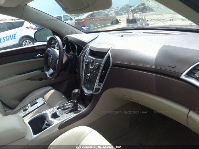 Photo 4 VIN: 3GYFNAE35CS521386 - CADILLAC SRX 