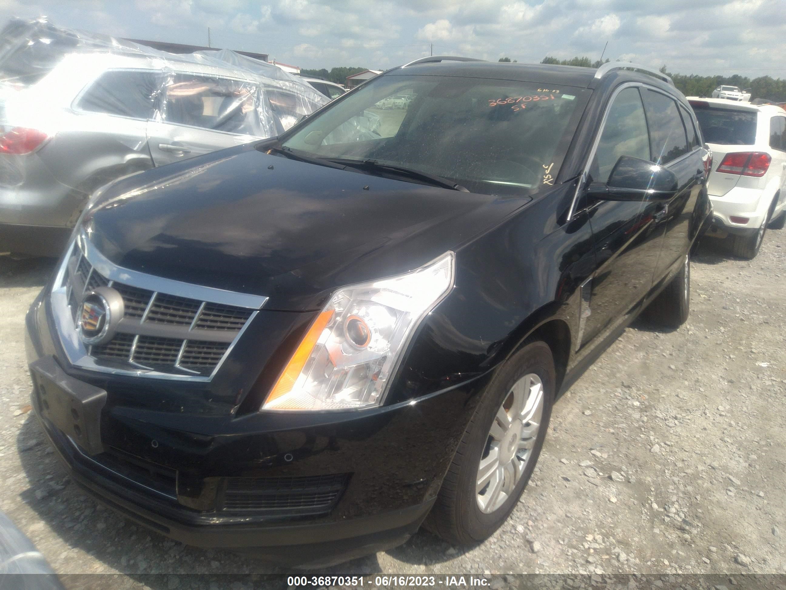 Photo 1 VIN: 3GYFNAE35CS578980 - CADILLAC SRX 