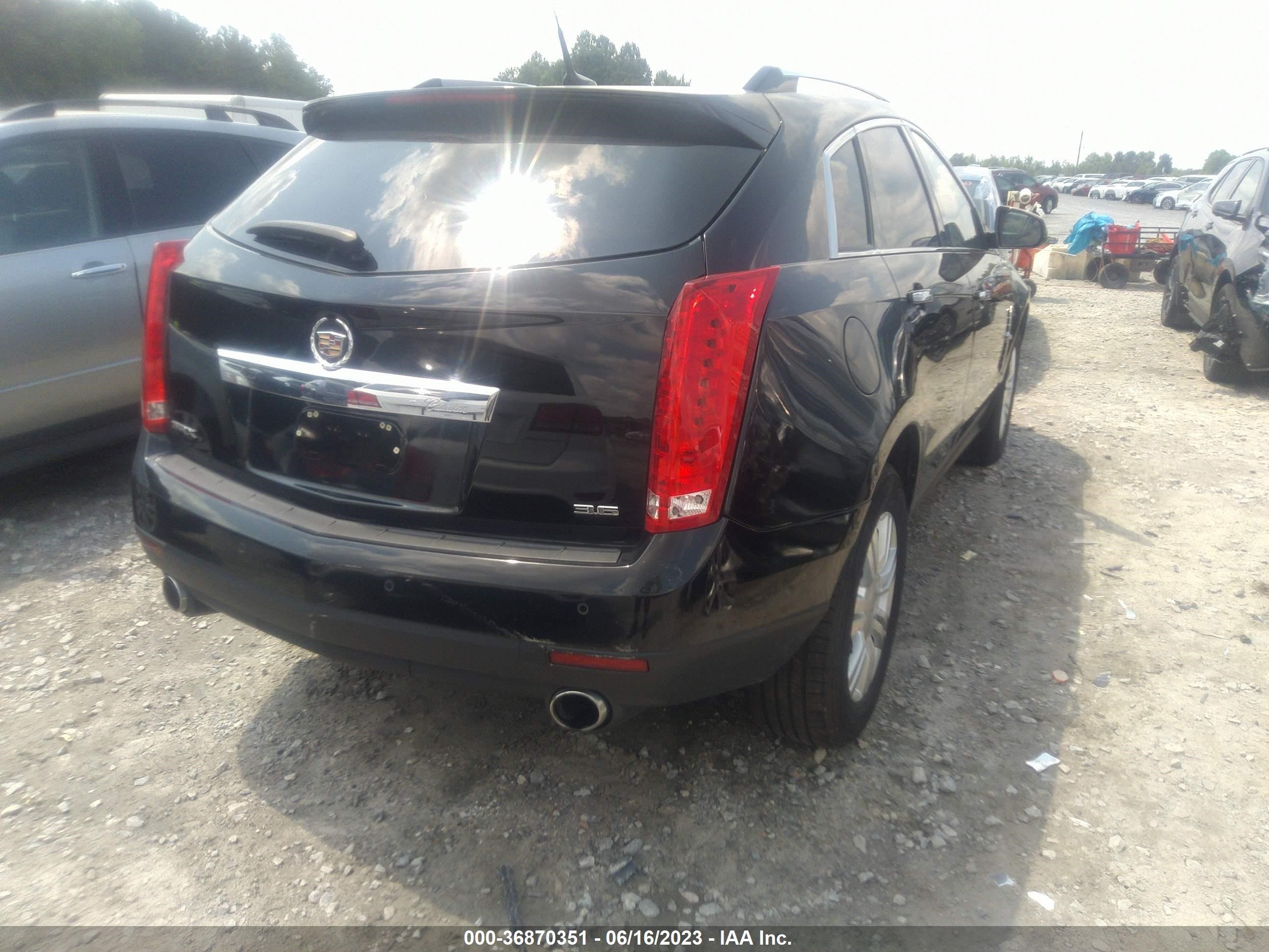 Photo 3 VIN: 3GYFNAE35CS578980 - CADILLAC SRX 