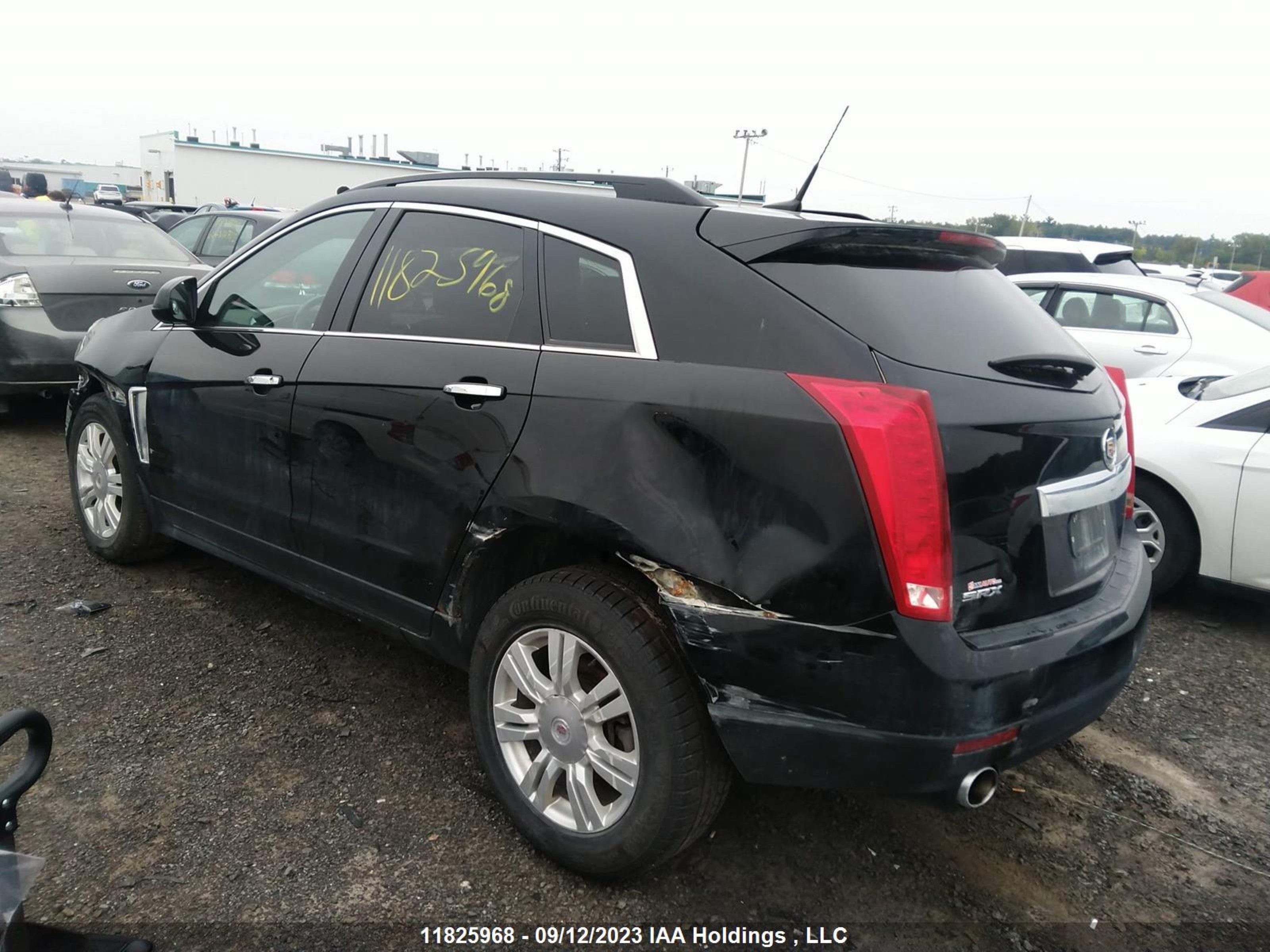 Photo 2 VIN: 3GYFNAE35ES612189 - CADILLAC SRX 