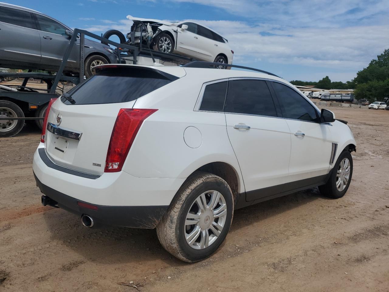 Photo 2 VIN: 3GYFNAE35ES628778 - CADILLAC SRX 