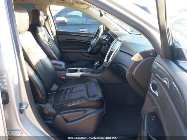 Photo 4 VIN: 3GYFNAE38DS572270 - CADILLAC SRX 