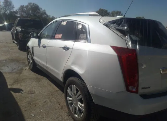 Photo 2 VIN: 3GYFNAE38GS528872 - CADILLAC SRX 