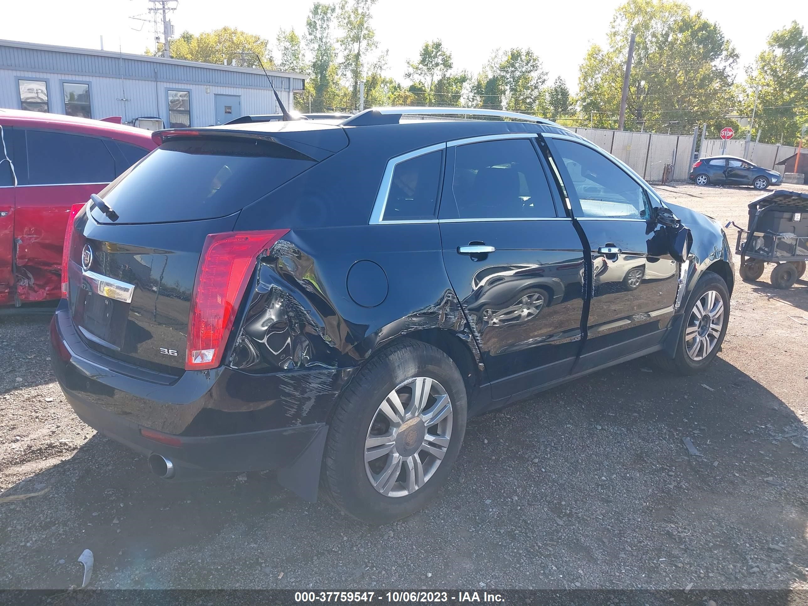 Photo 3 VIN: 3GYFNAE39CS634838 - CADILLAC SRX 