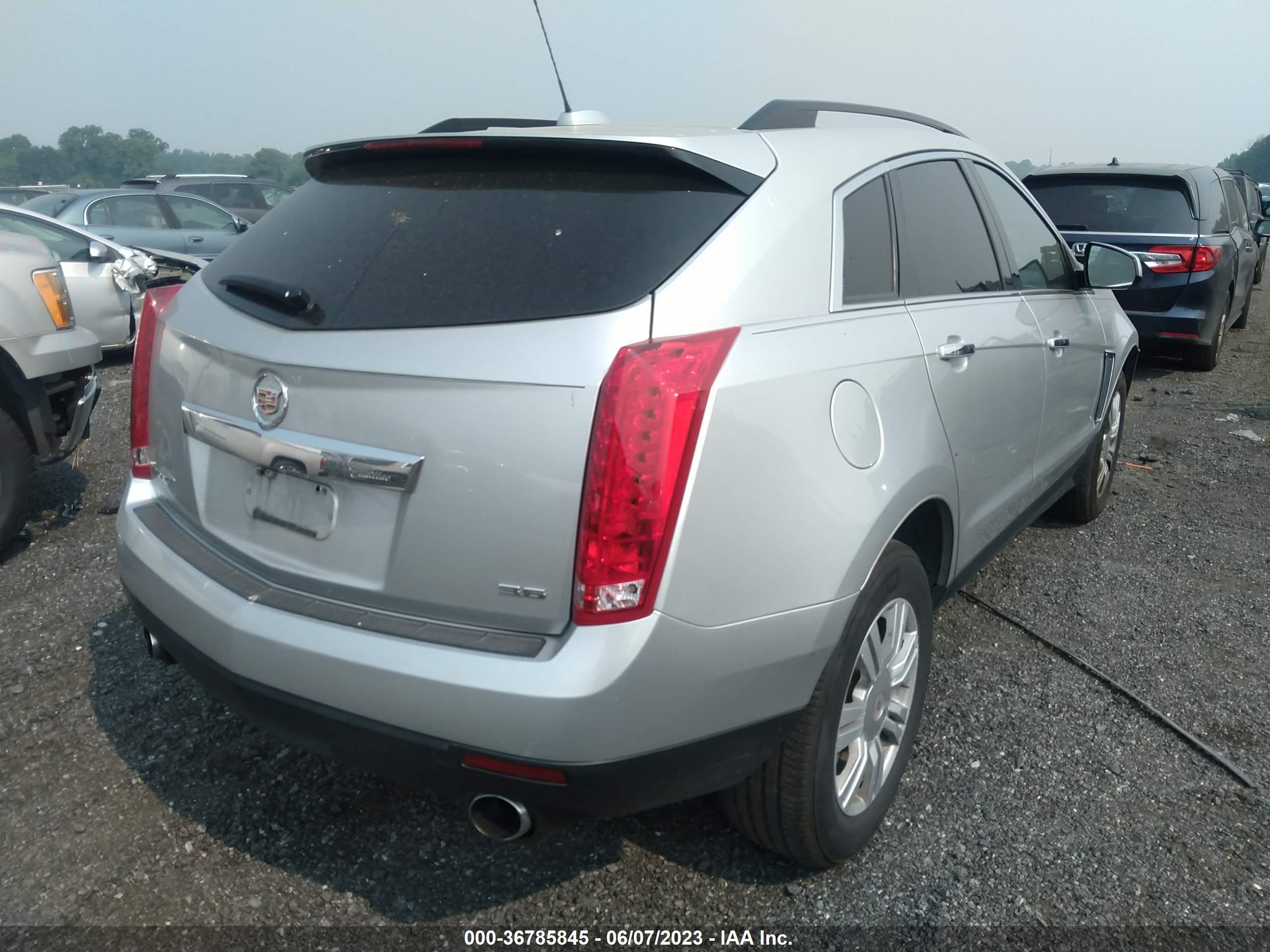 Photo 3 VIN: 3GYFNAE39FS576170 - CADILLAC SRX 