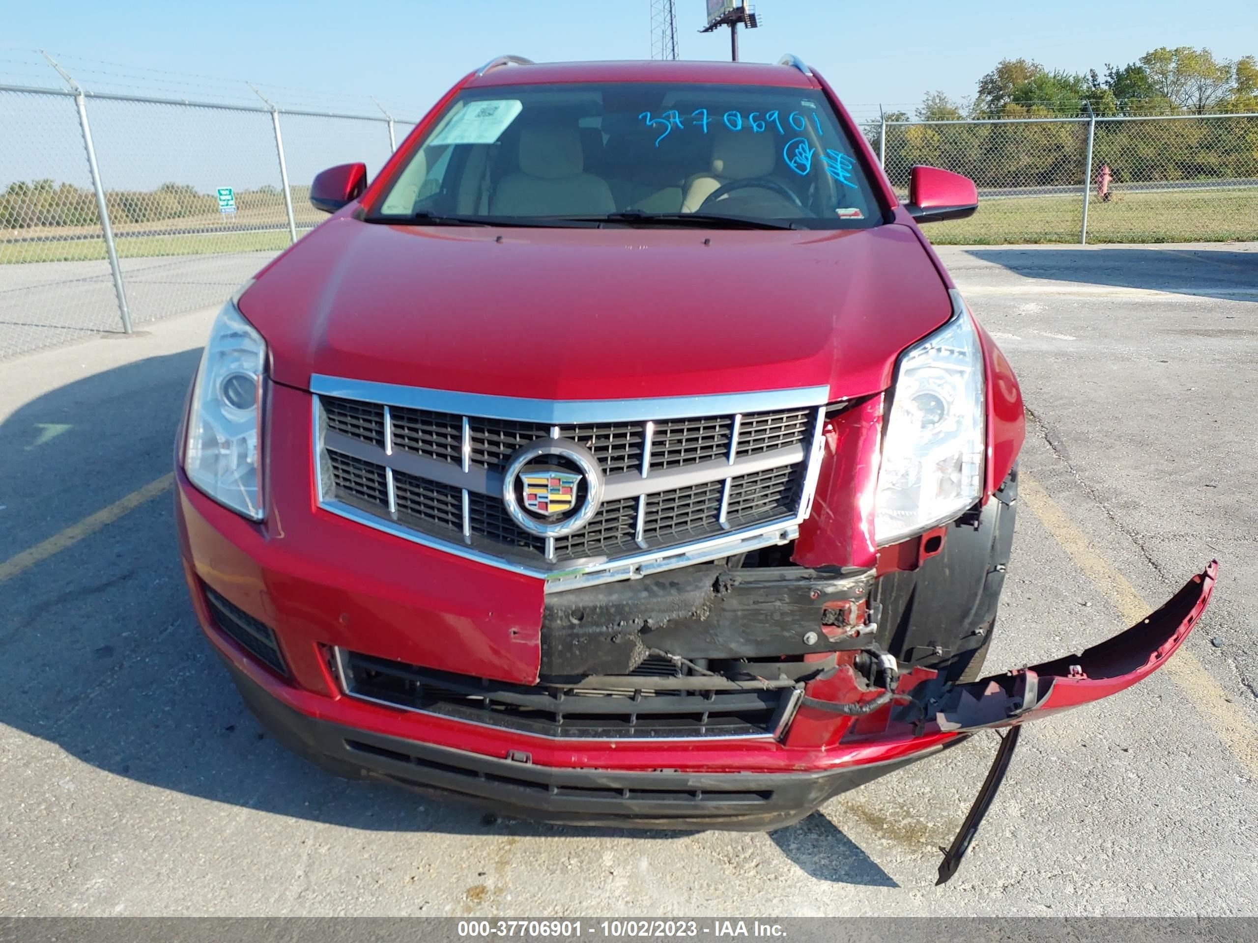 Photo 11 VIN: 3GYFNAE3XCS648859 - CADILLAC SRX 