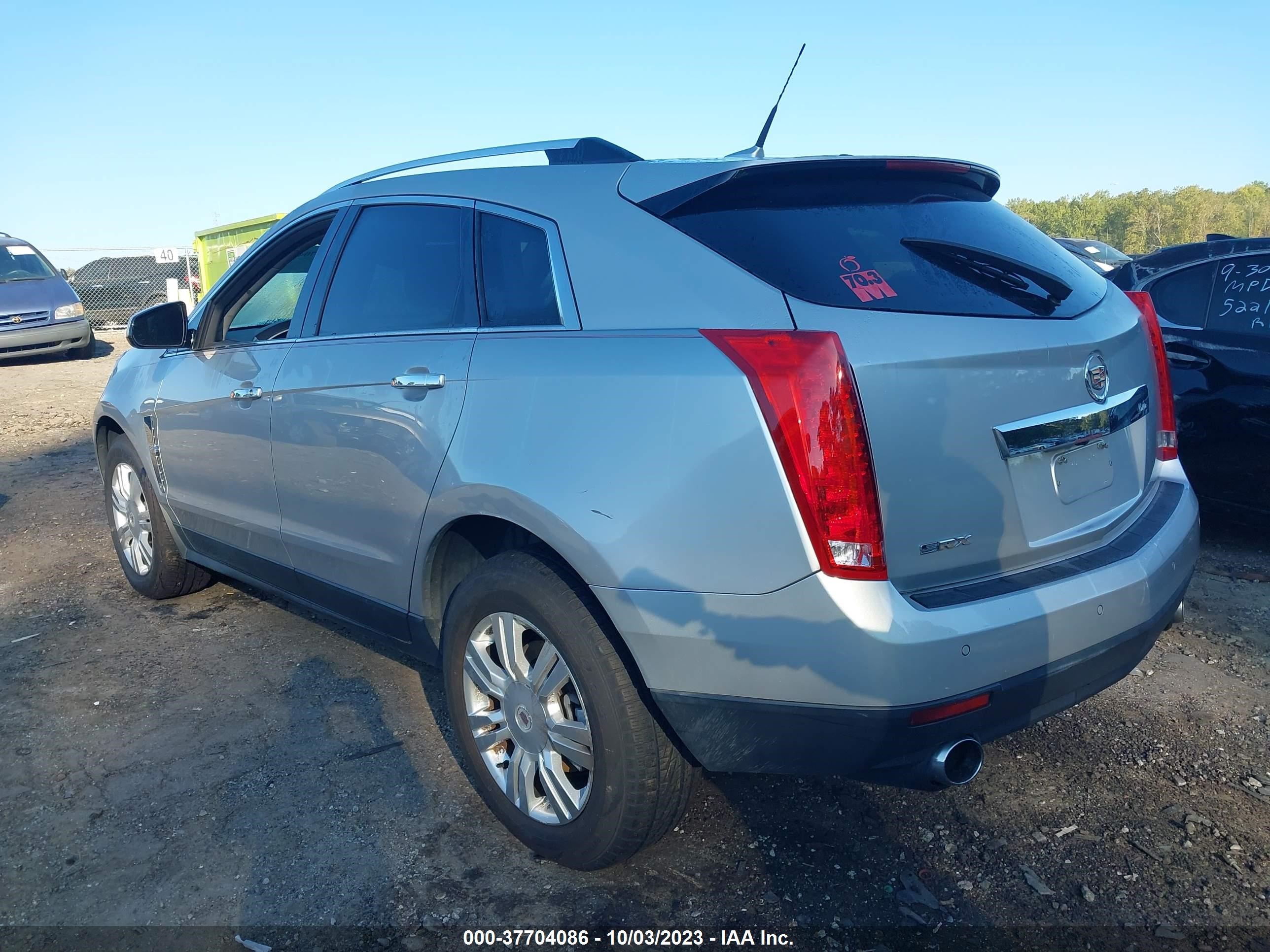 Photo 2 VIN: 3GYFNAEY0AS656333 - CADILLAC SRX 