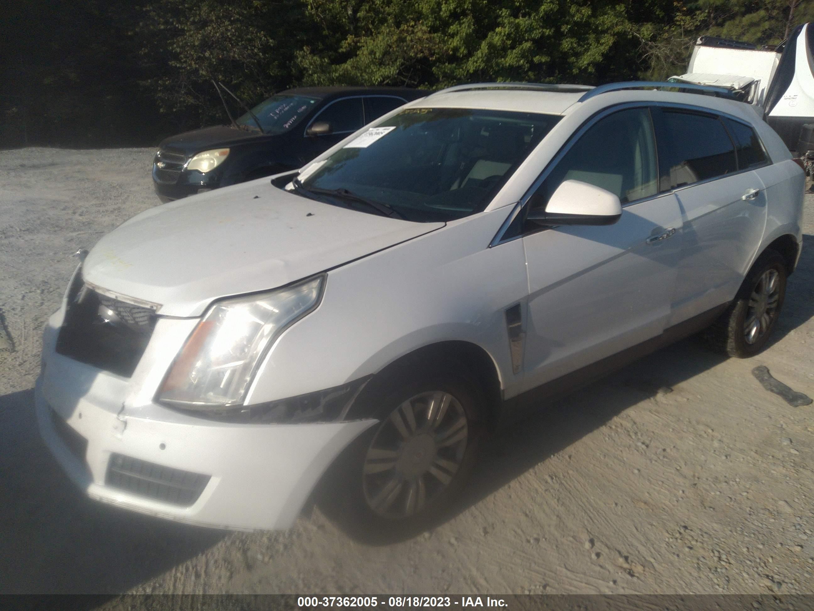 Photo 1 VIN: 3GYFNAEY2BS641883 - CADILLAC SRX 