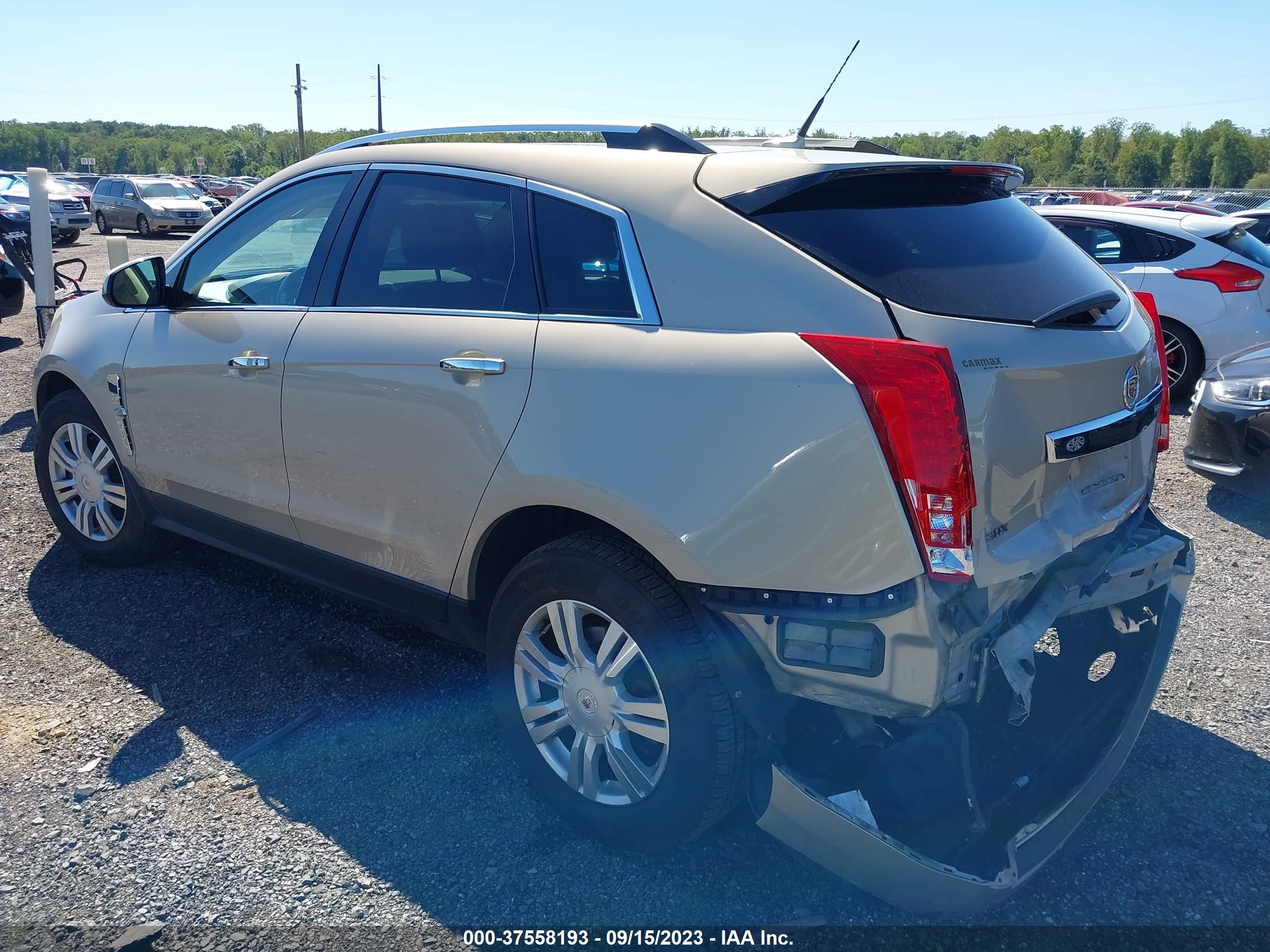 Photo 2 VIN: 3GYFNAEY4BS515394 - CADILLAC SRX 