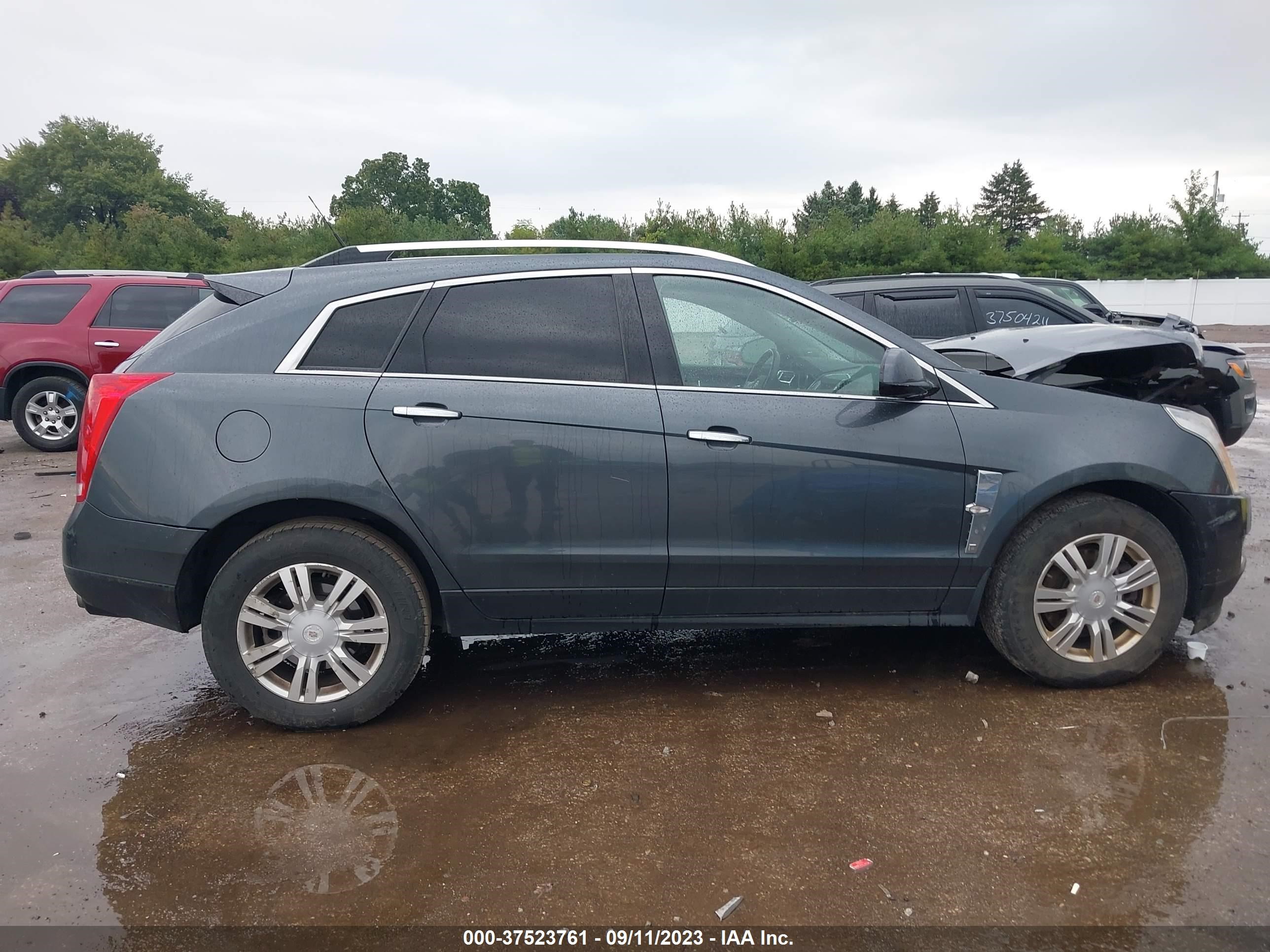 Photo 12 VIN: 3GYFNAEY5AS656621 - CADILLAC SRX 