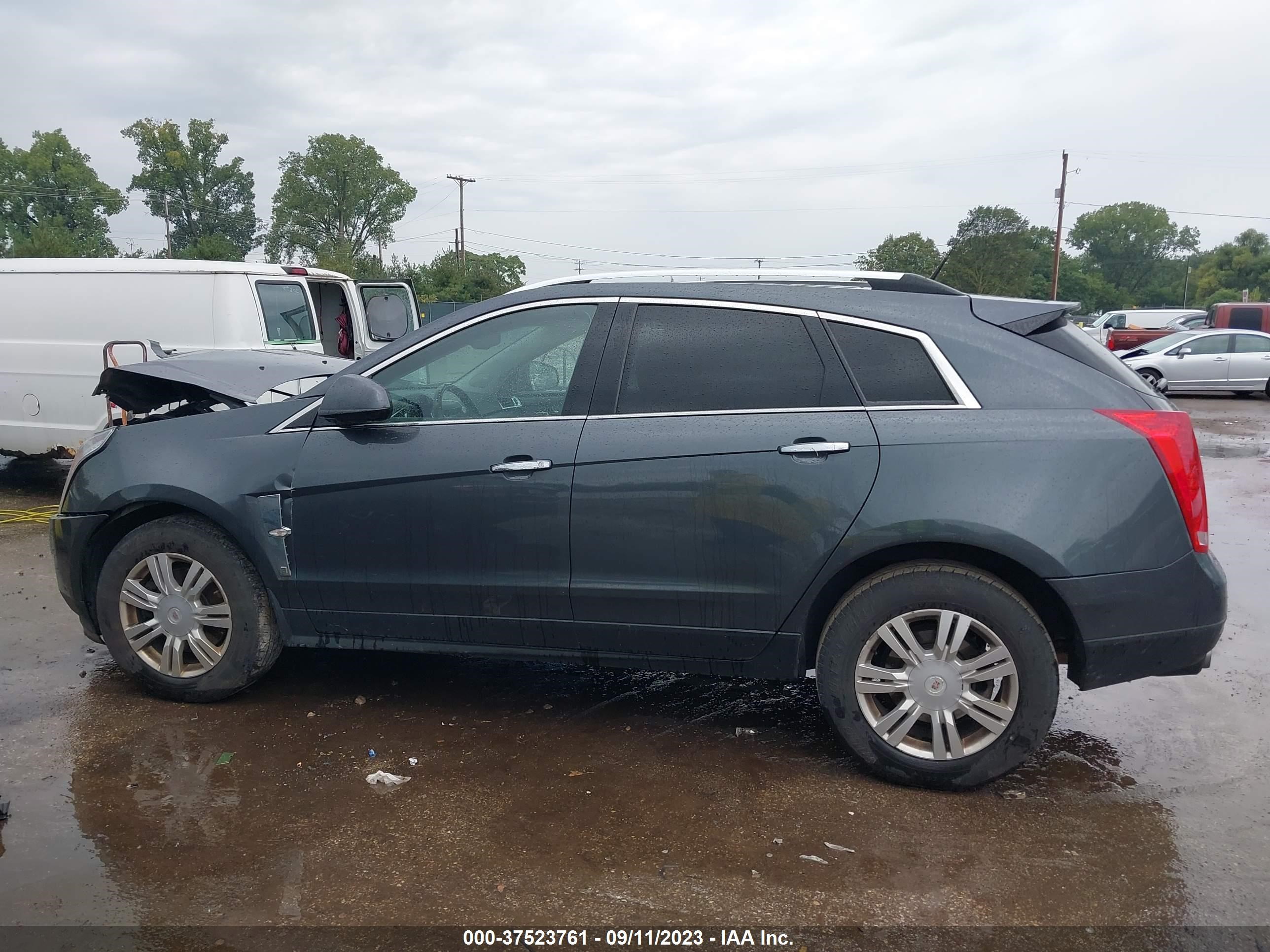 Photo 13 VIN: 3GYFNAEY5AS656621 - CADILLAC SRX 