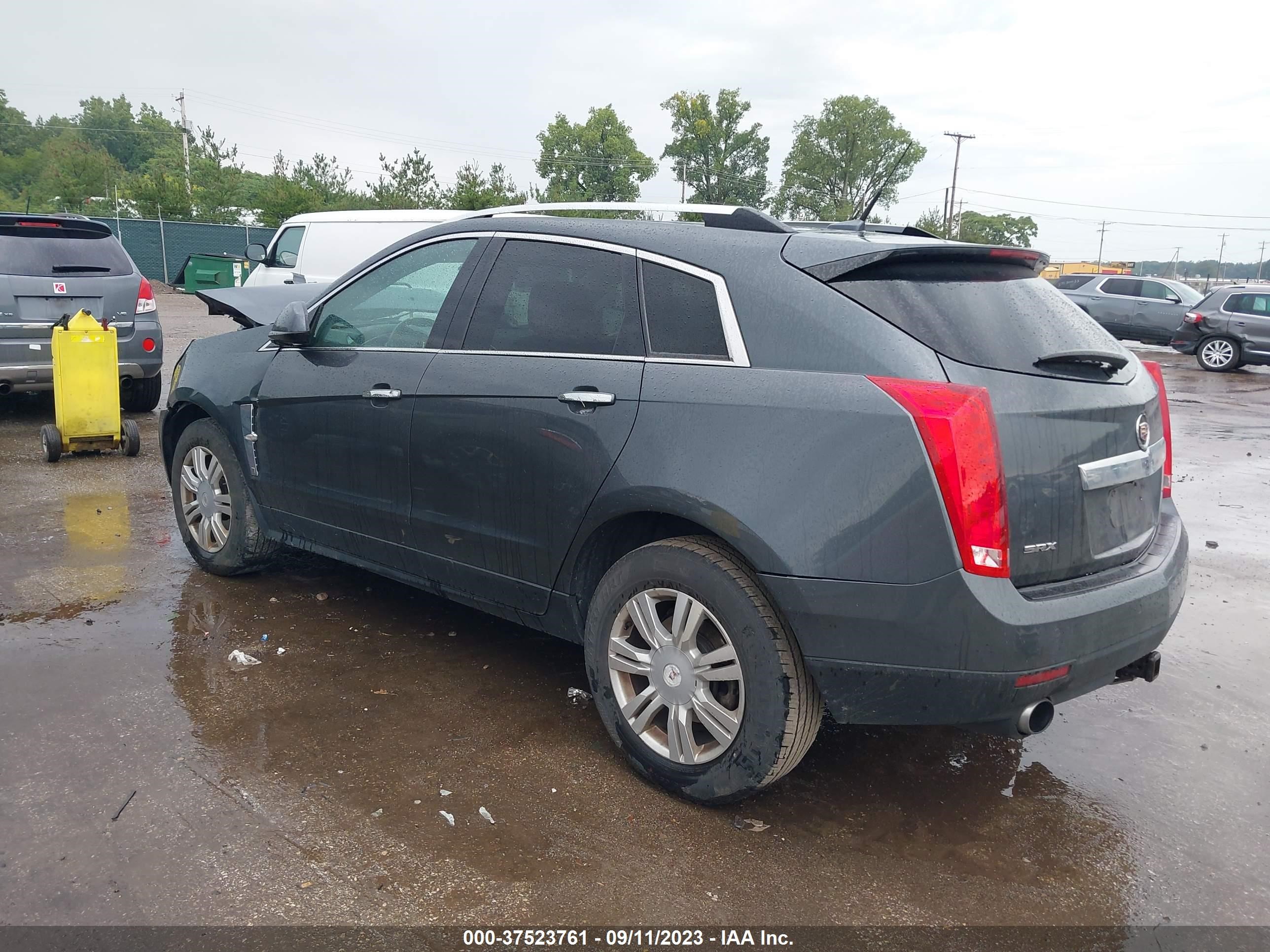 Photo 2 VIN: 3GYFNAEY5AS656621 - CADILLAC SRX 