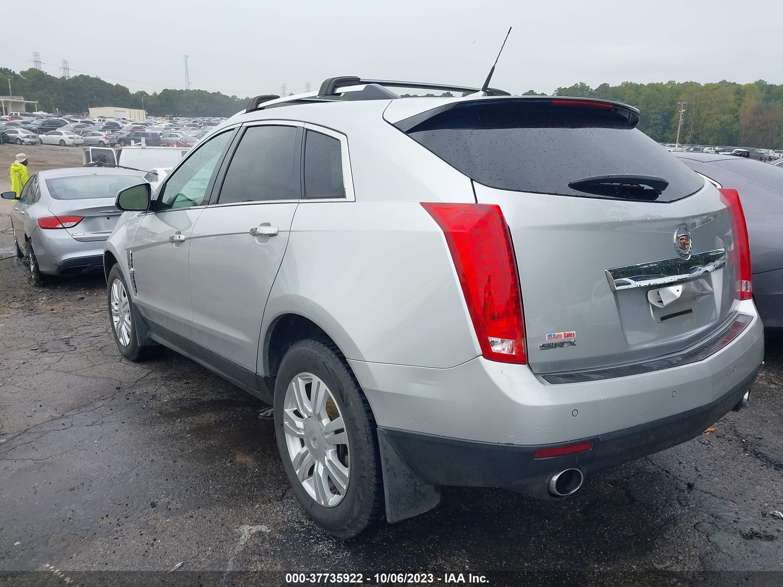 Photo 2 VIN: 3GYFNAEY7BS576495 - CADILLAC SRX 