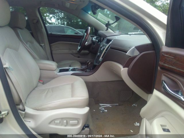 Photo 4 VIN: 3GYFNAEY8AS610913 - CADILLAC SRX 