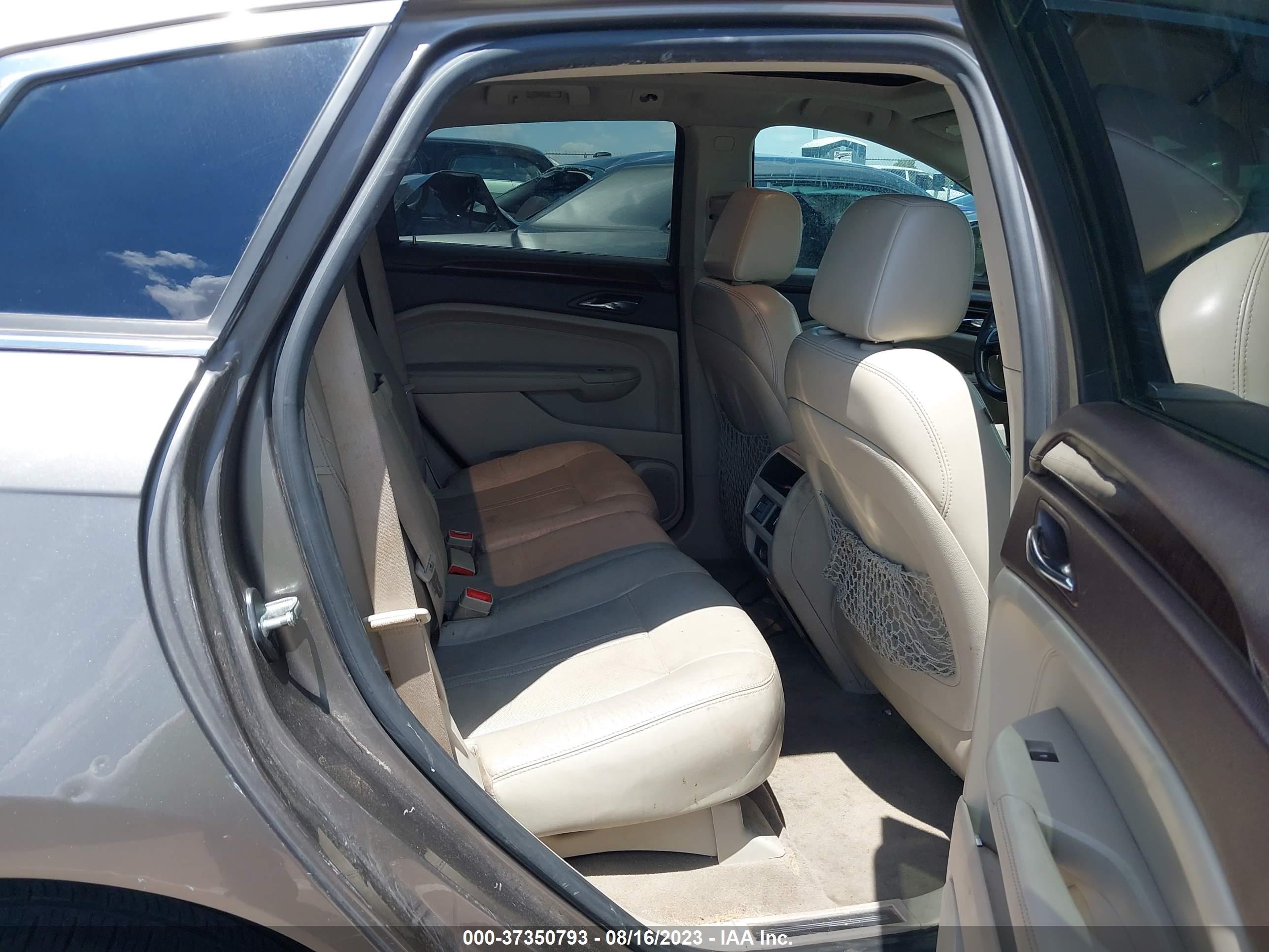 Photo 7 VIN: 3GYFNAEYXBS527761 - CADILLAC SRX 