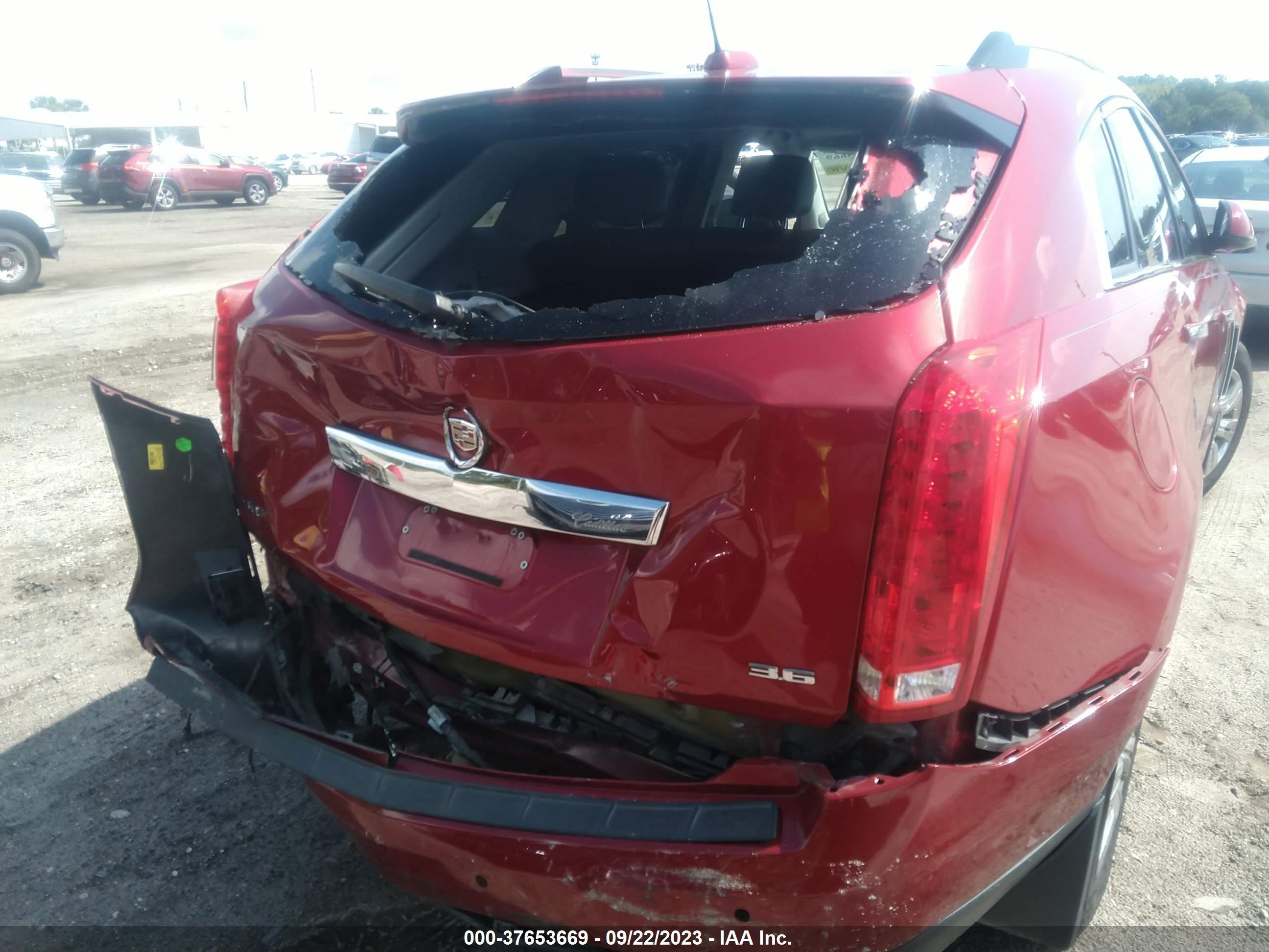 Photo 11 VIN: 3GYFNBE32FS597187 - CADILLAC SRX 