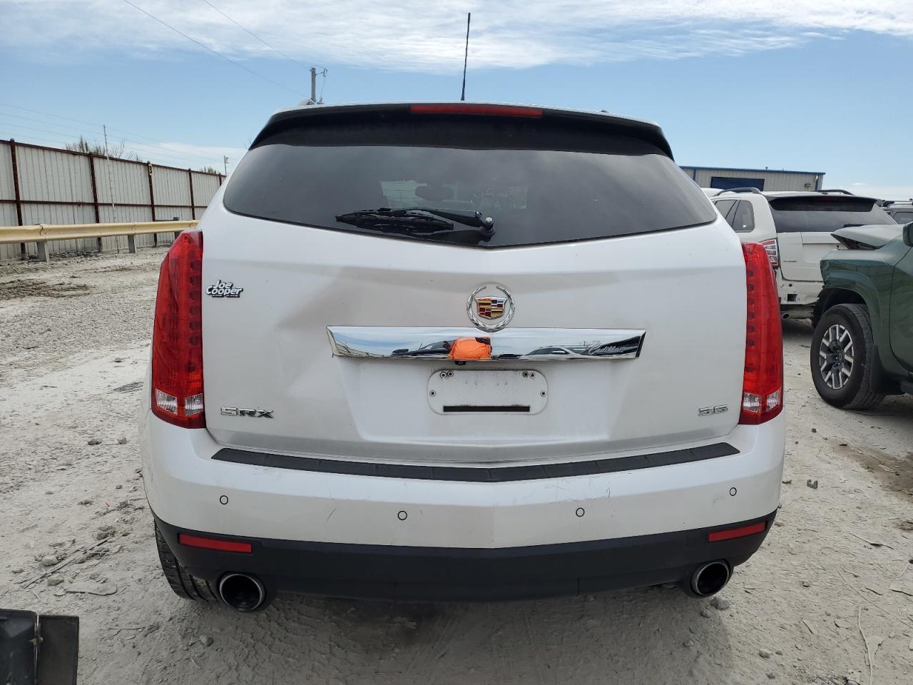 Photo 5 VIN: 3GYFNBE32GS516268 - CADILLAC SRX 