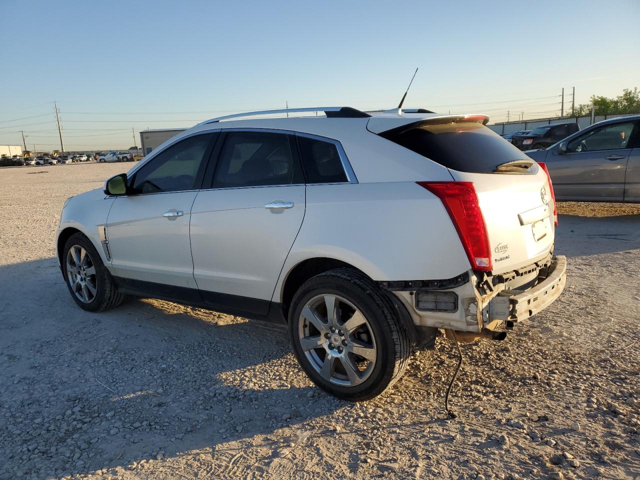 Photo 1 VIN: 3GYFNBE33CS583651 - CADILLAC SRX 