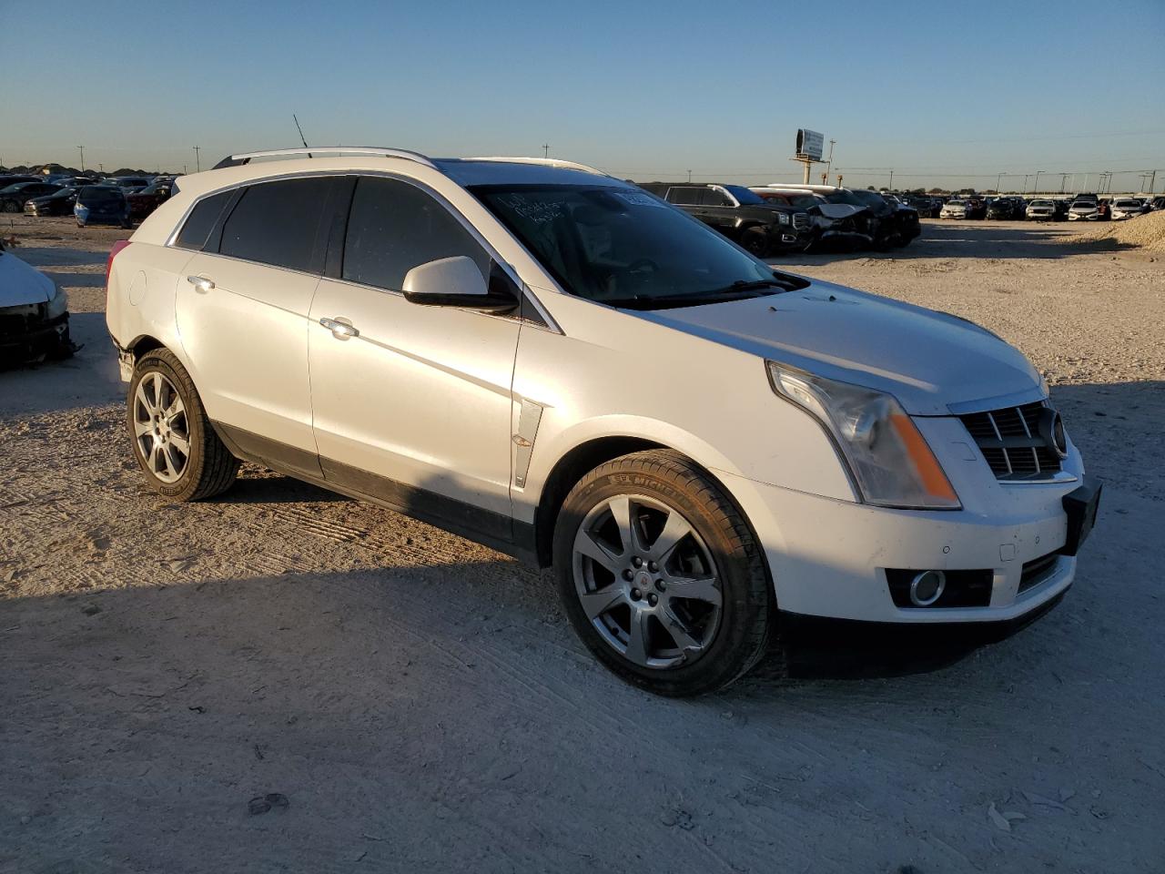 Photo 3 VIN: 3GYFNBE33CS583651 - CADILLAC SRX 