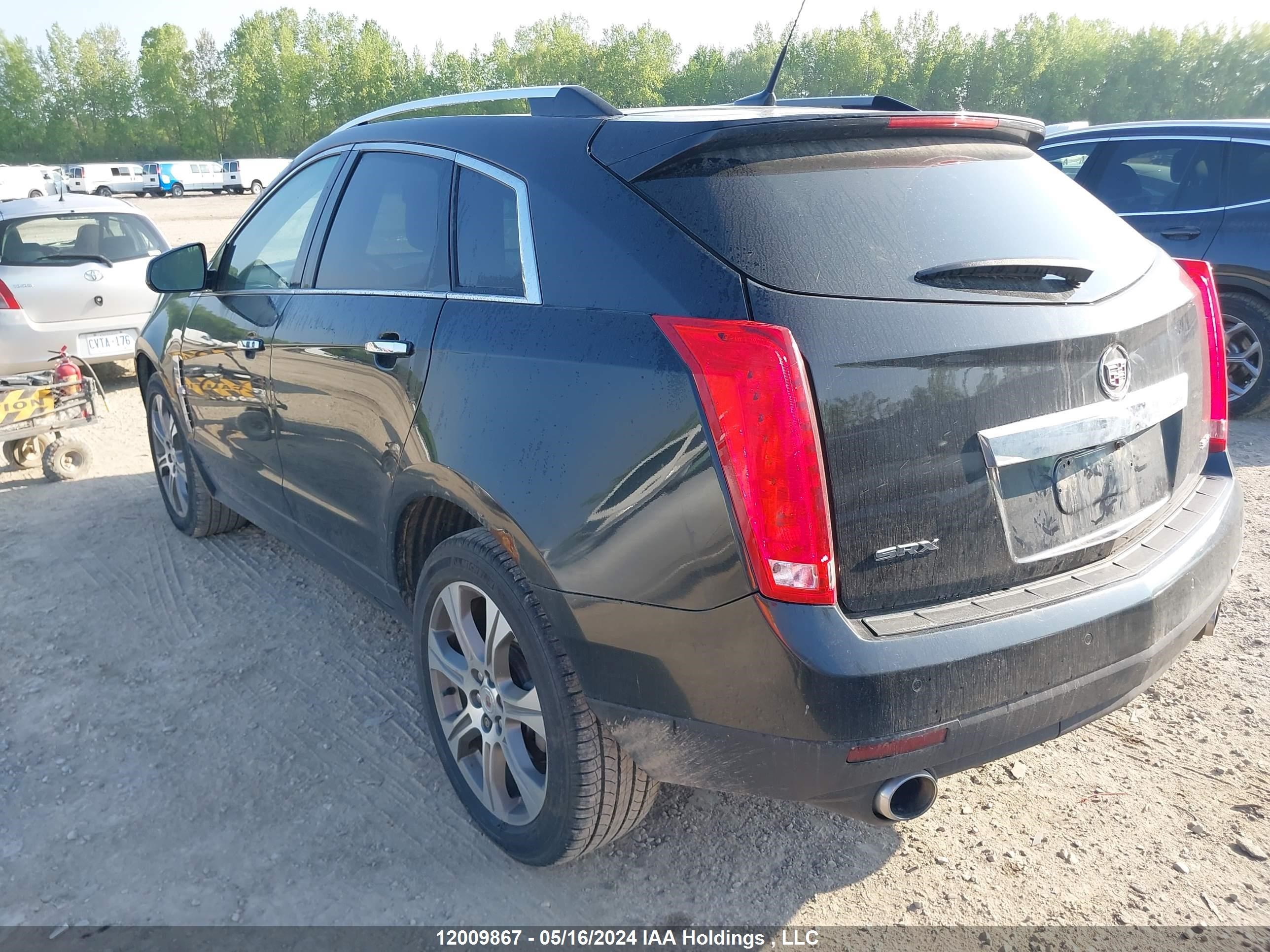 Photo 2 VIN: 3GYFNBE34CS582413 - CADILLAC SRX 