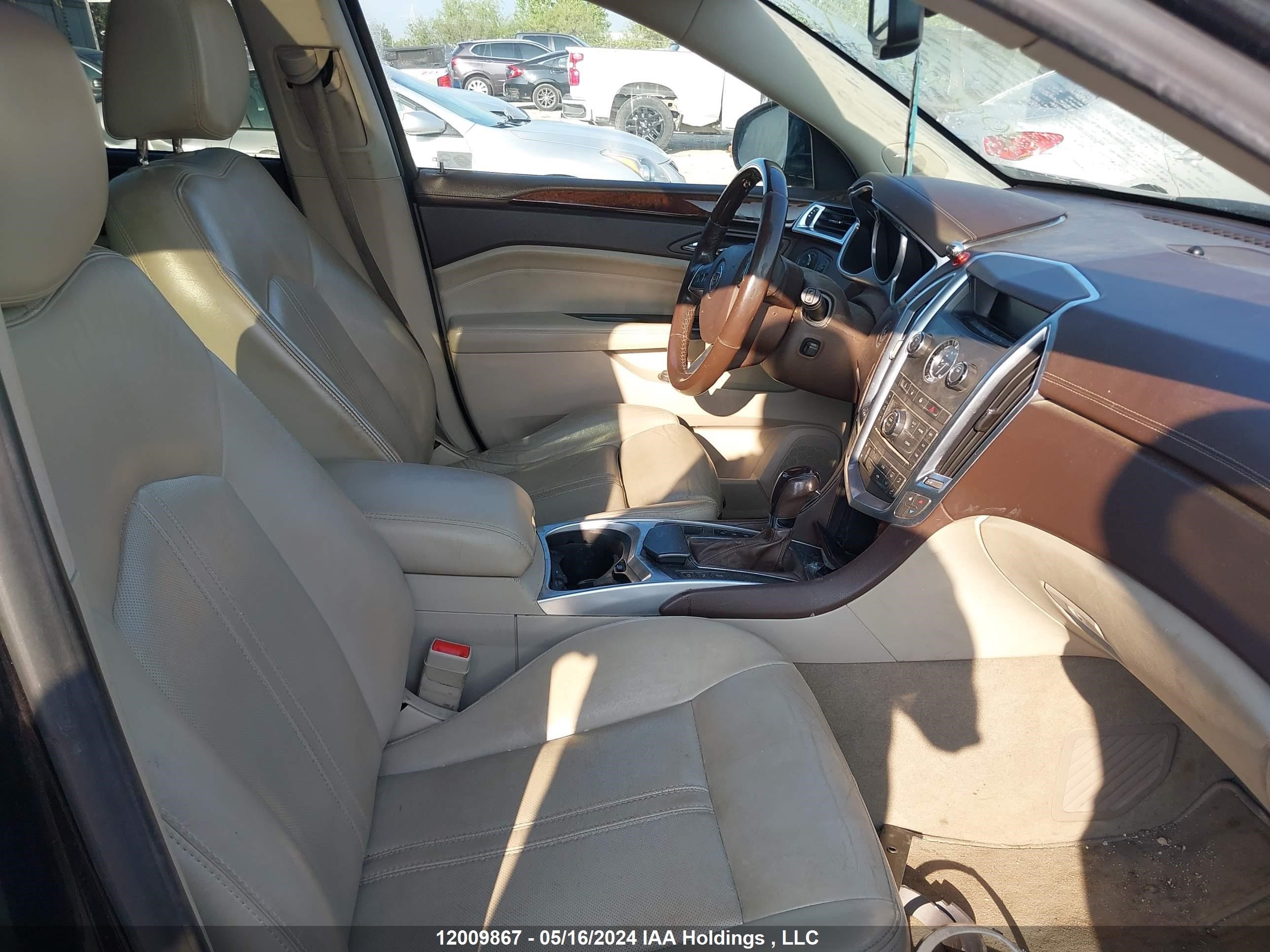 Photo 4 VIN: 3GYFNBE34CS582413 - CADILLAC SRX 