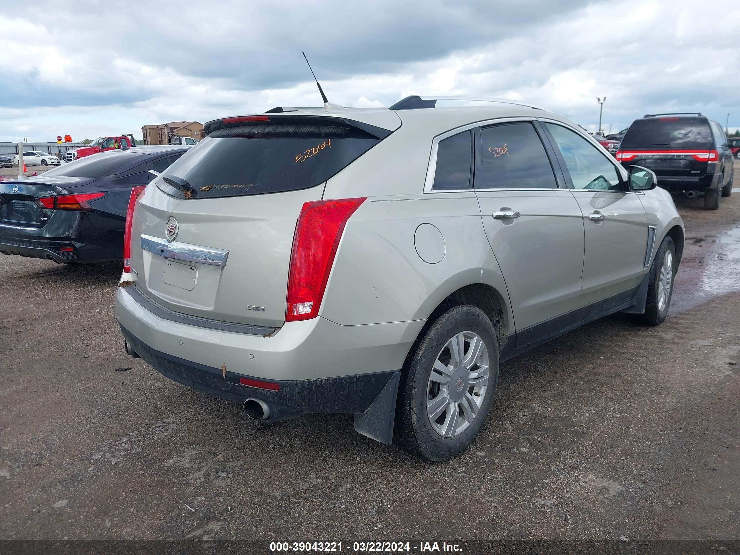 Photo 3 VIN: 3GYFNBE34ES660370 - CADILLAC SRX 