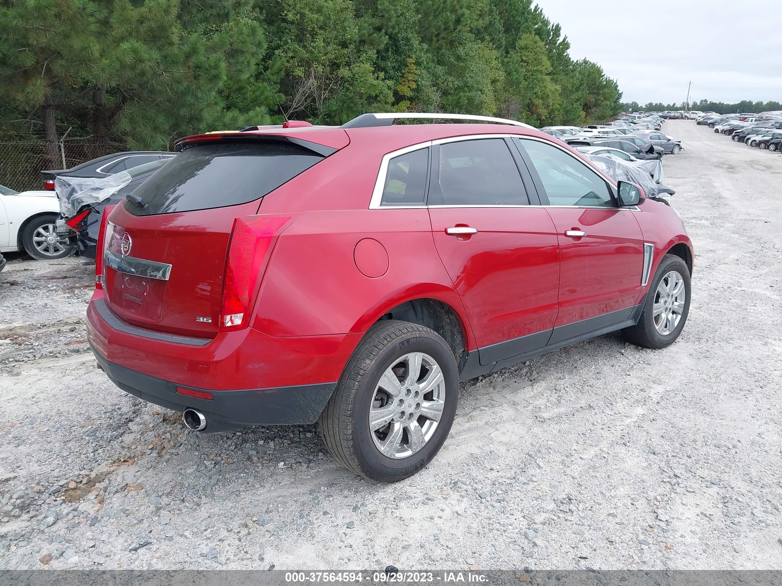 Photo 3 VIN: 3GYFNBE34GS552625 - CADILLAC SRX LUXURY 